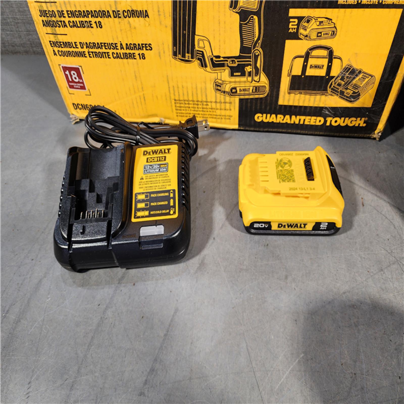 HOUSTON LOCATION - AS-IS DEWALT DCN681D1 20V 18Ga Stapler Kit