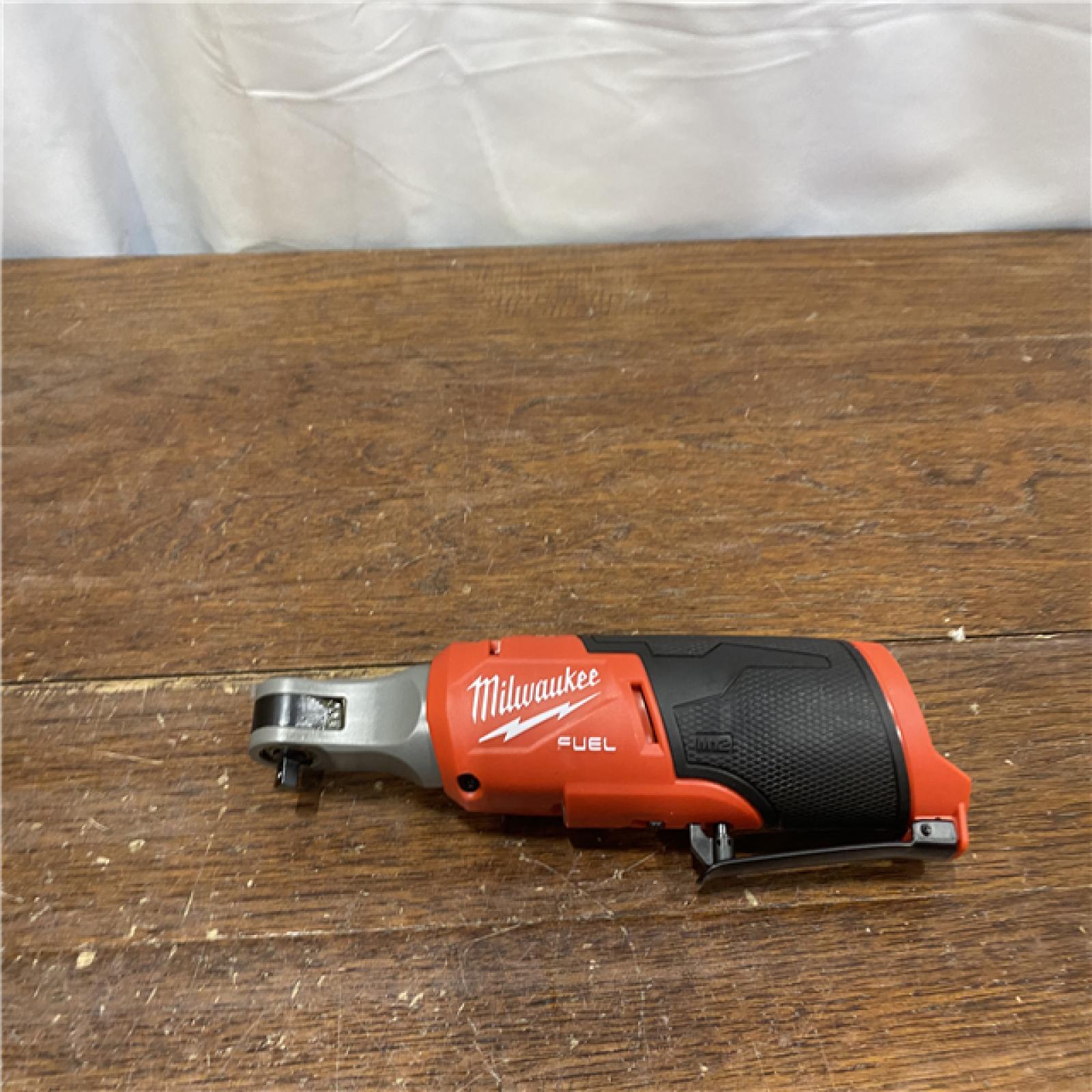 as-isMilwaukee 2566-20 M12 FUEL Brushless Lithium-Ion 1/4 in. Cordless High Speed Ratchet (Tool Only)