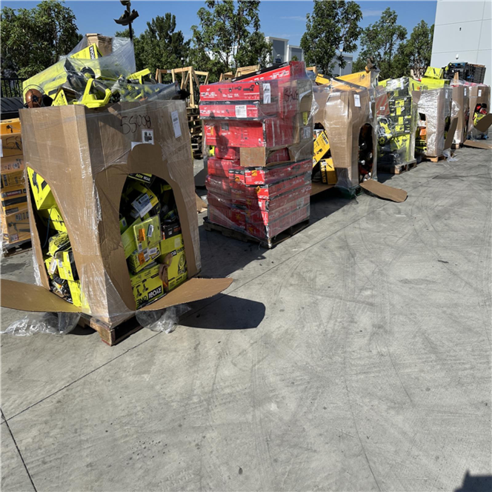 California AS-IS POWER TOOLS Partial Lot (14 Pallets) P-R055008