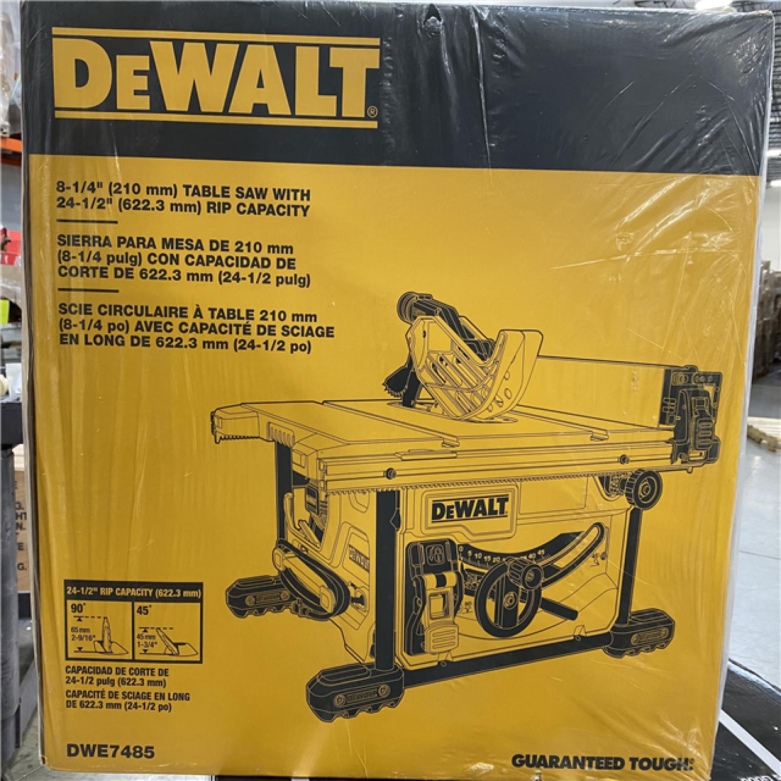 NEW! - DEWALT 15 Amp Corded 8-1/4 in. Compact Portable Jobsite Tablesaw (Stand Not Included)