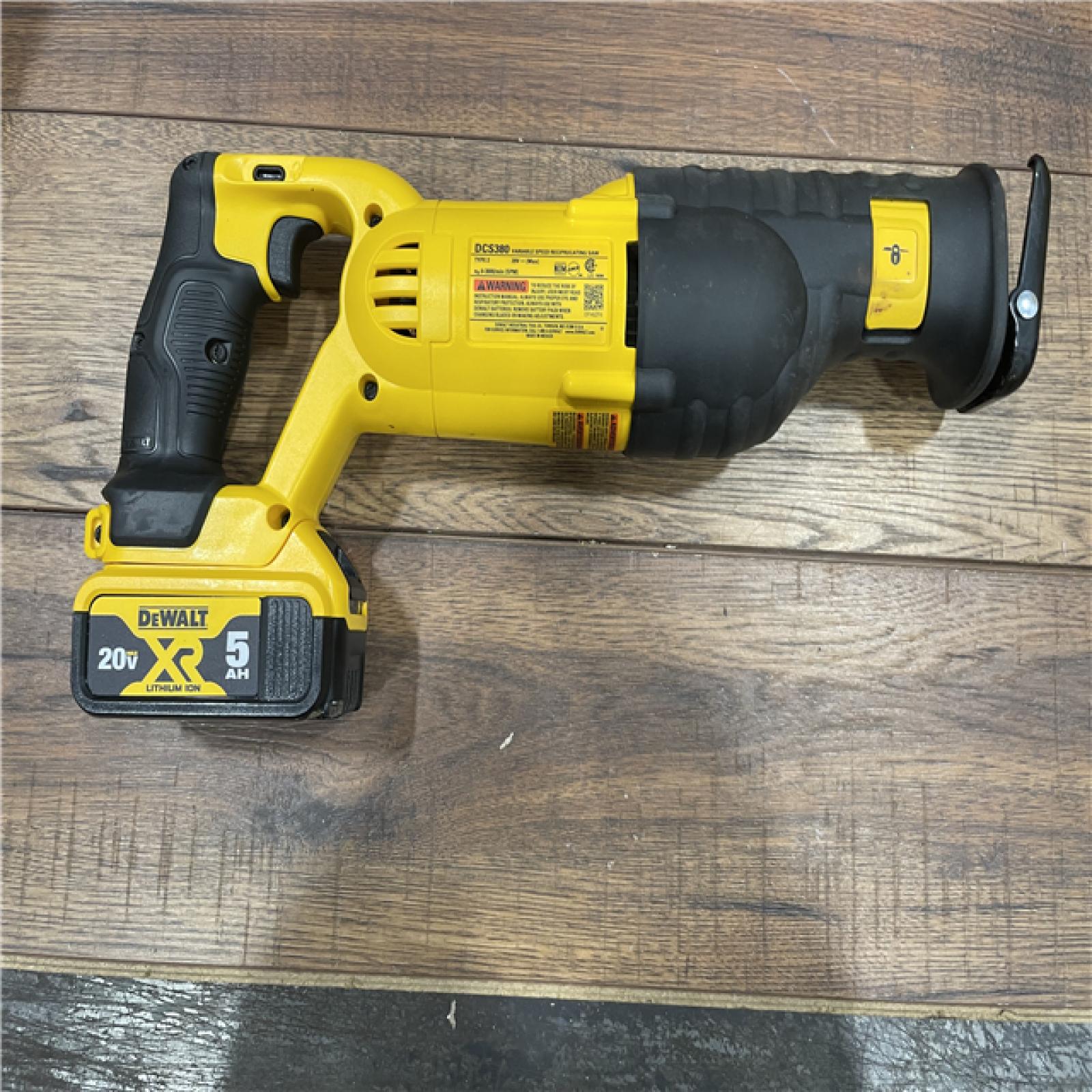 AS-IS DEWALT 20-Volt MAX Lithium-Ion Cordless Reciprocating Saw Kit