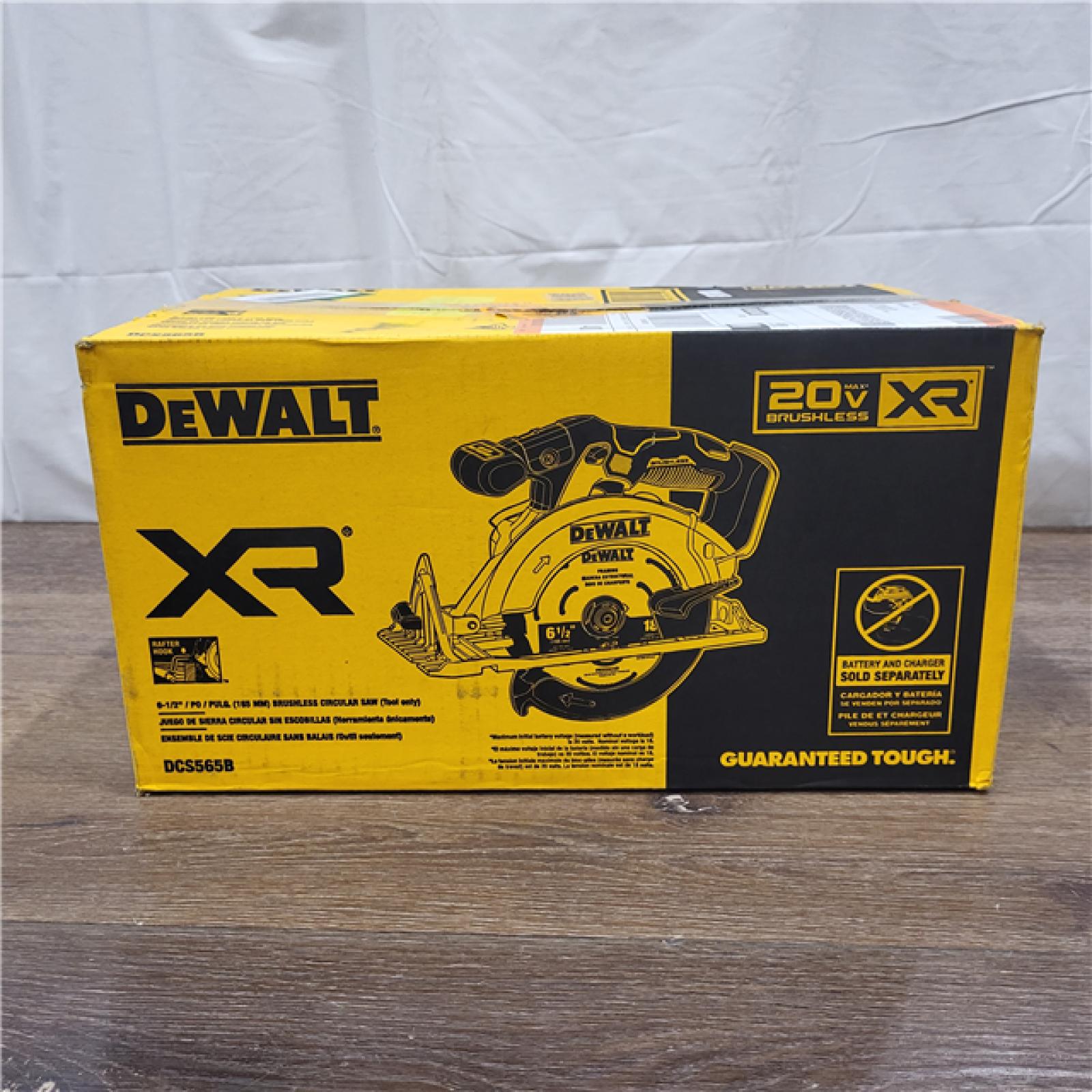 AS-IS DeWALT DCS565B 20V Max Brushless 6.5   Cordless Circular Saw