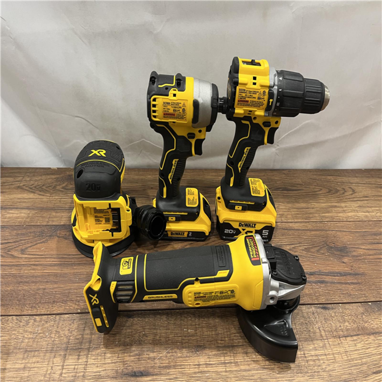 AS IS Dewalt 20-Volt MAX ToughSystem Lithium-Ion 6-Tool Cordless Combo Kit