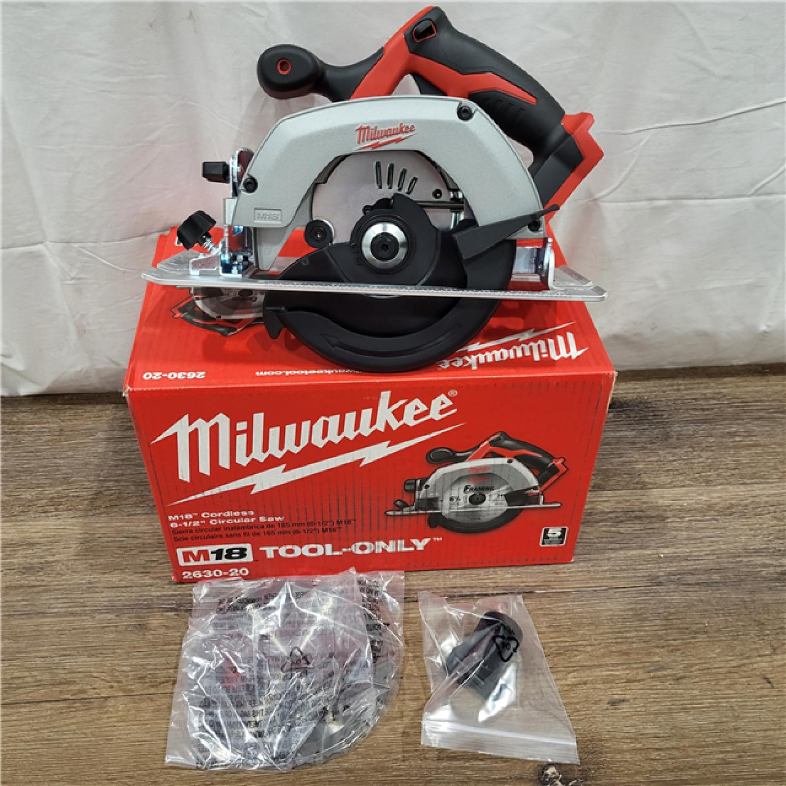 AS-IS Milwaukee 2630-20 M18 Cordless 6-1/2 Circular Saw Bare Tool Only - All