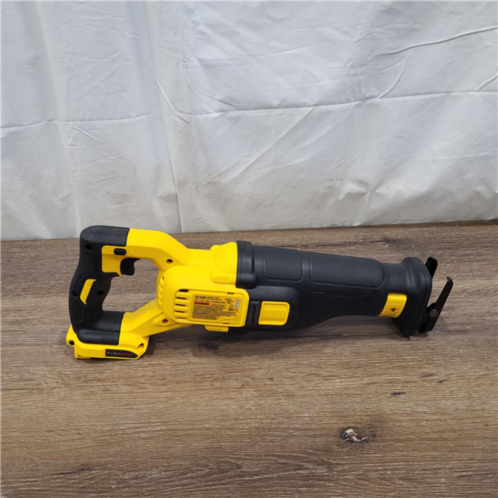 AS-IS DeWalt DCS389B FLEXVOLT 60V MAX Cordless Brushless Reciprocating Saw (Tool-Only)