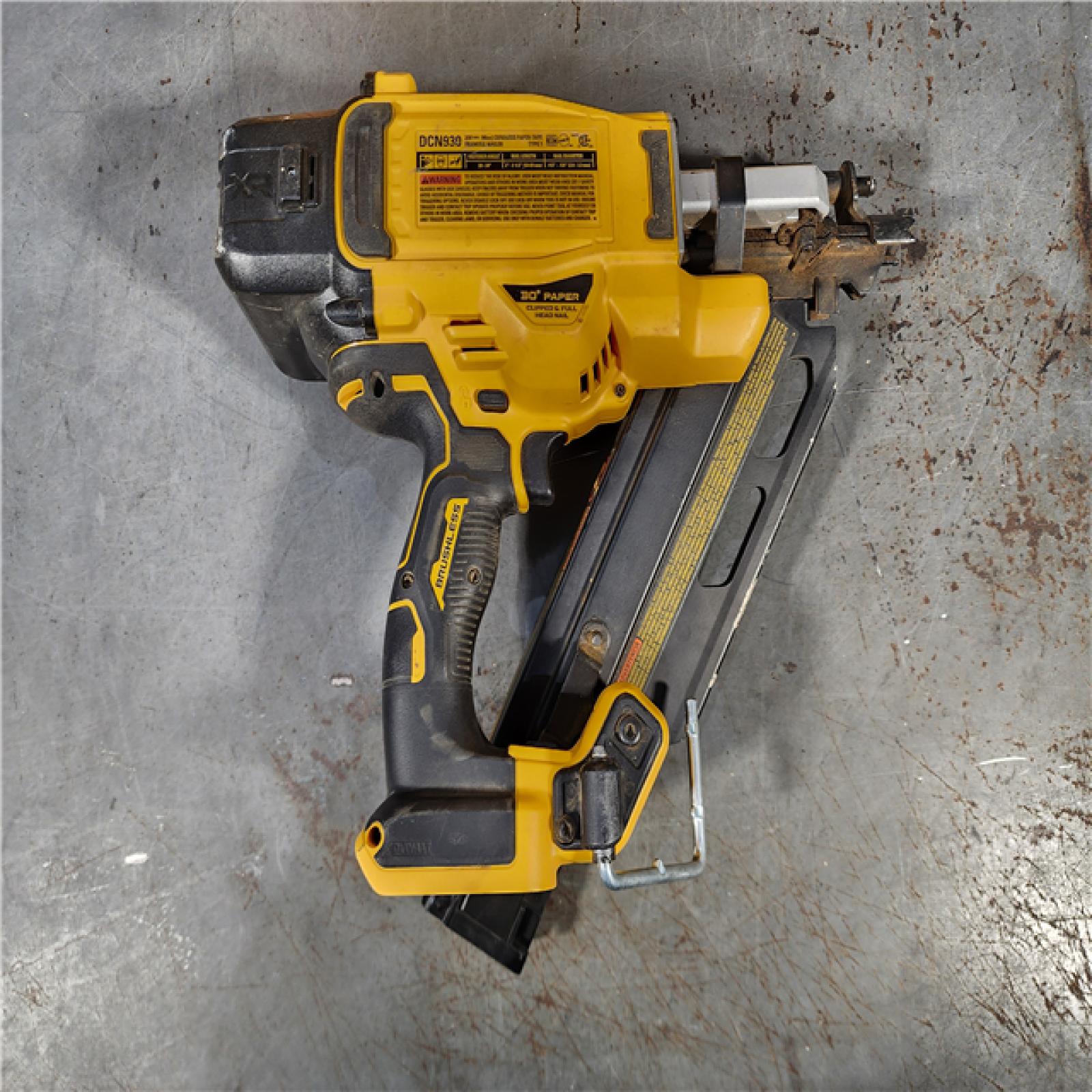 HOUSTON LOCATION - AS-IS DEWALT 20-Volt 30Â° Cordless Framing Nailer (Tool-Only)