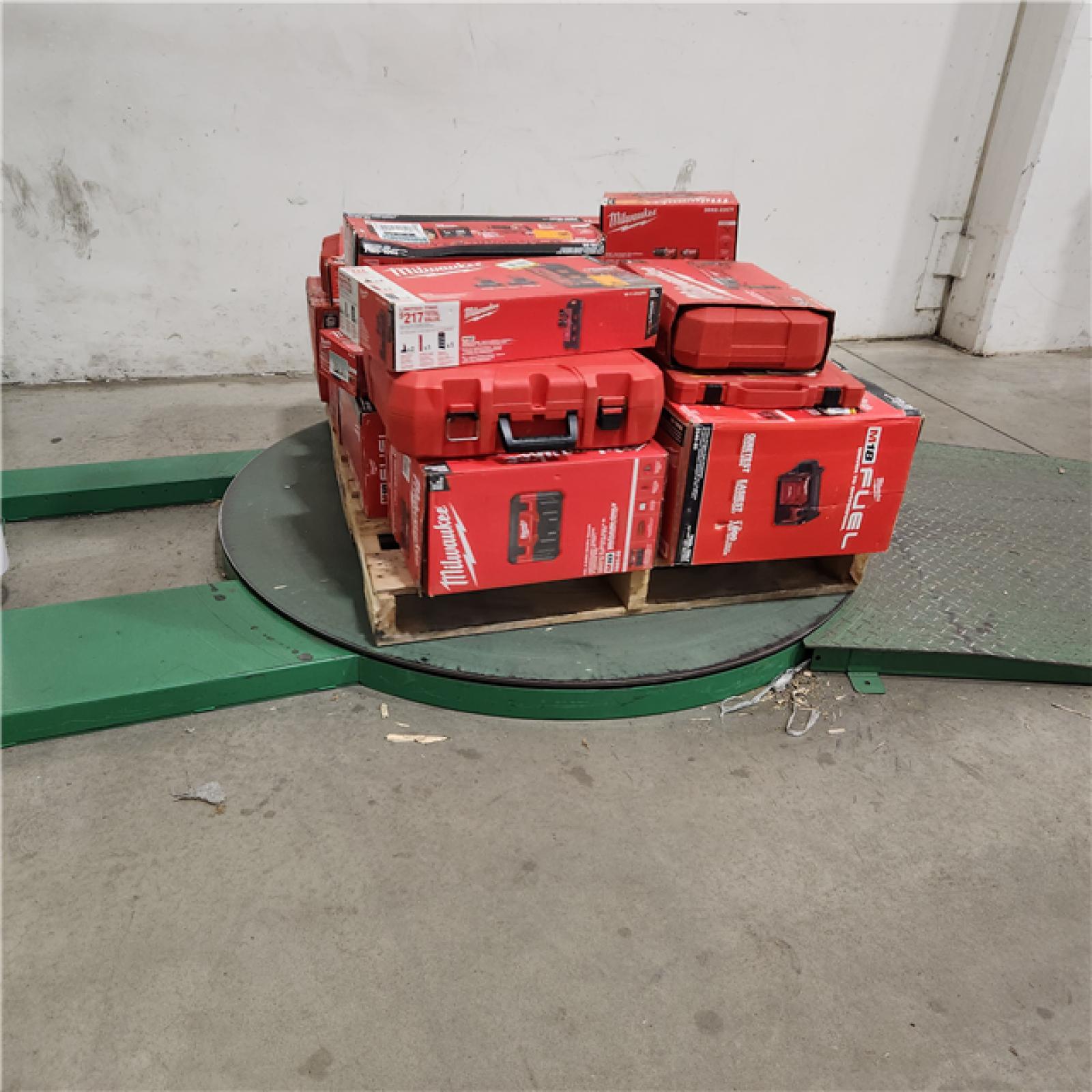 Dallas Location - As-Is MILWAUKEE Tool Pallet