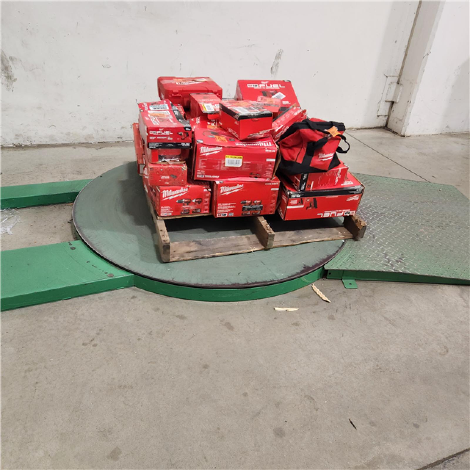 Dallas Location - As-Is MILWAUKEE Tool Pallet