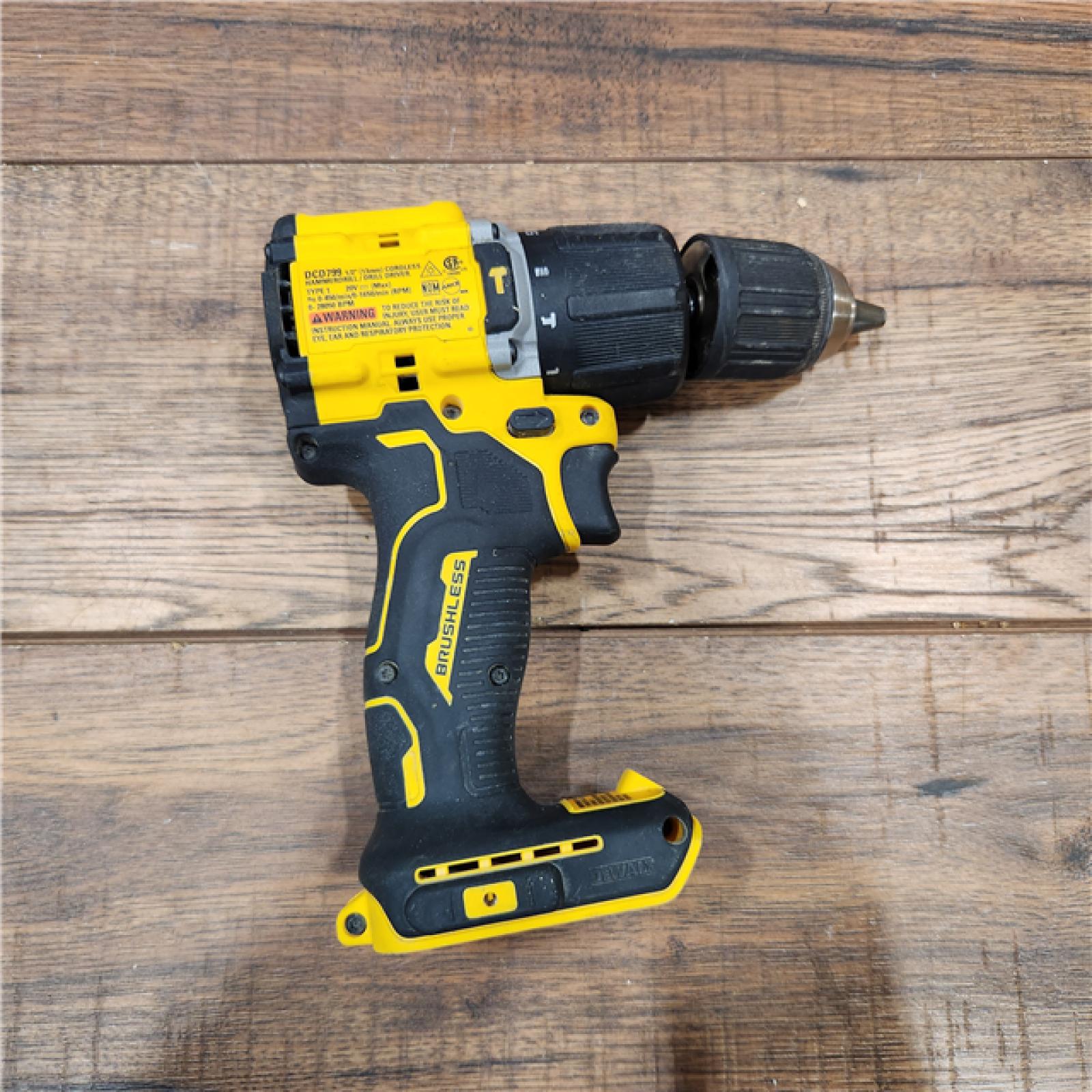 AS-IS DeWalt ATOMIC 20-Volt Lithium-Ion Cordless 1/2 in. Compact Hammer Drill with 3.0Ah Battery, Charger and Bag