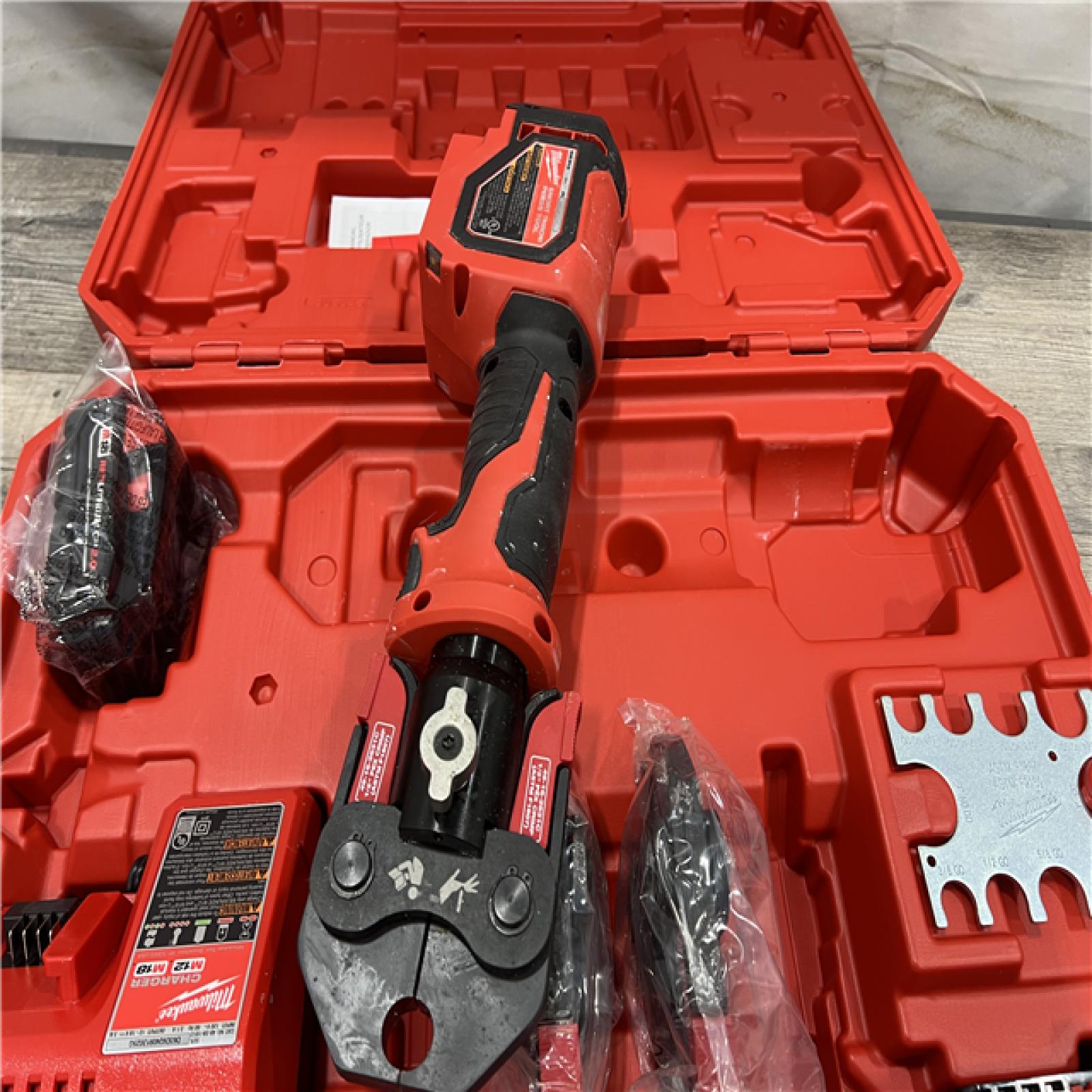 AS-IS Milwaukee-2674-22C M18 Short Throw Press Tool Kit W/ PEX Crimp Jaws