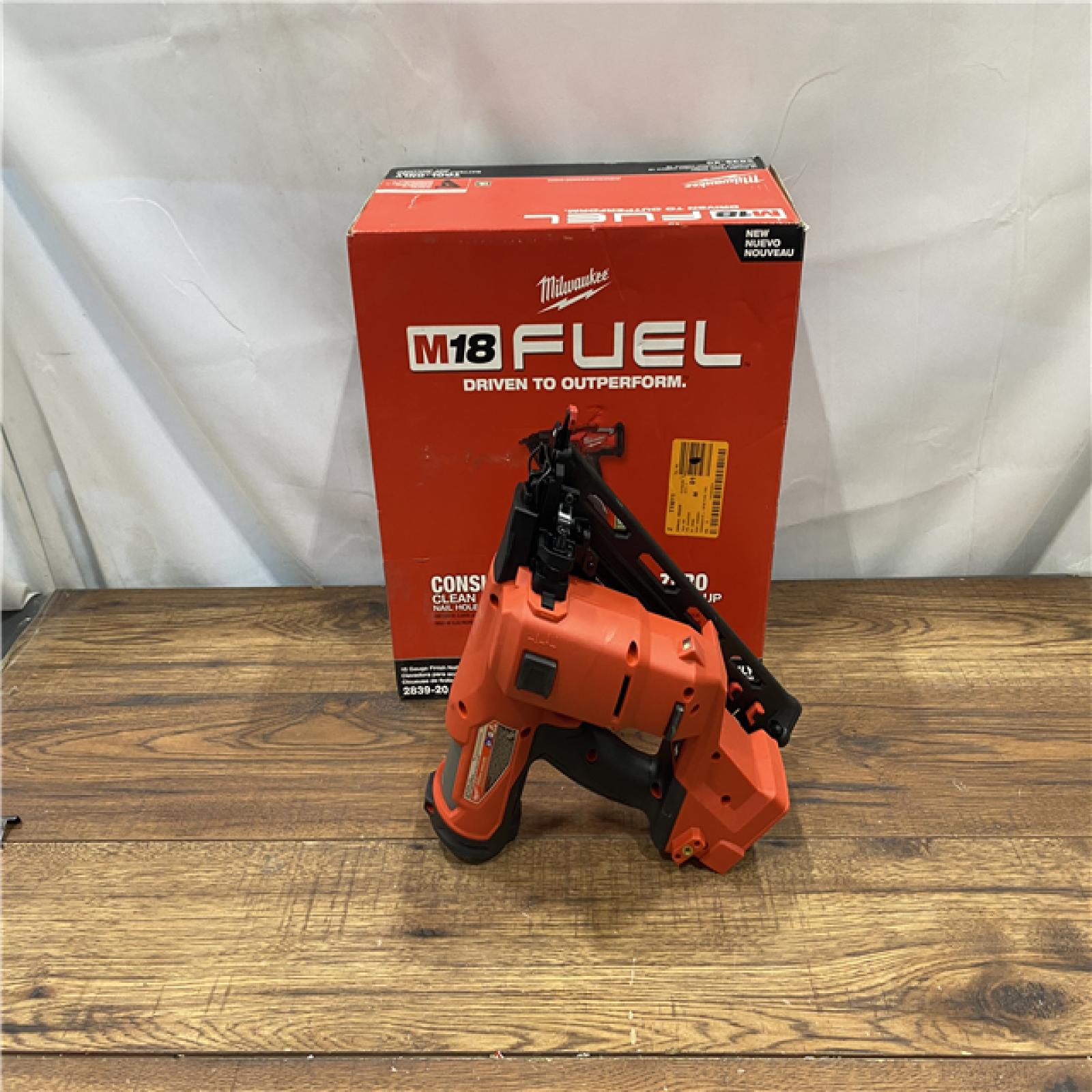 AS IS Milwaukee 2839-20 M18 FUEL 15 Ga. 18 Volt Brushless Angled Finish Nailer