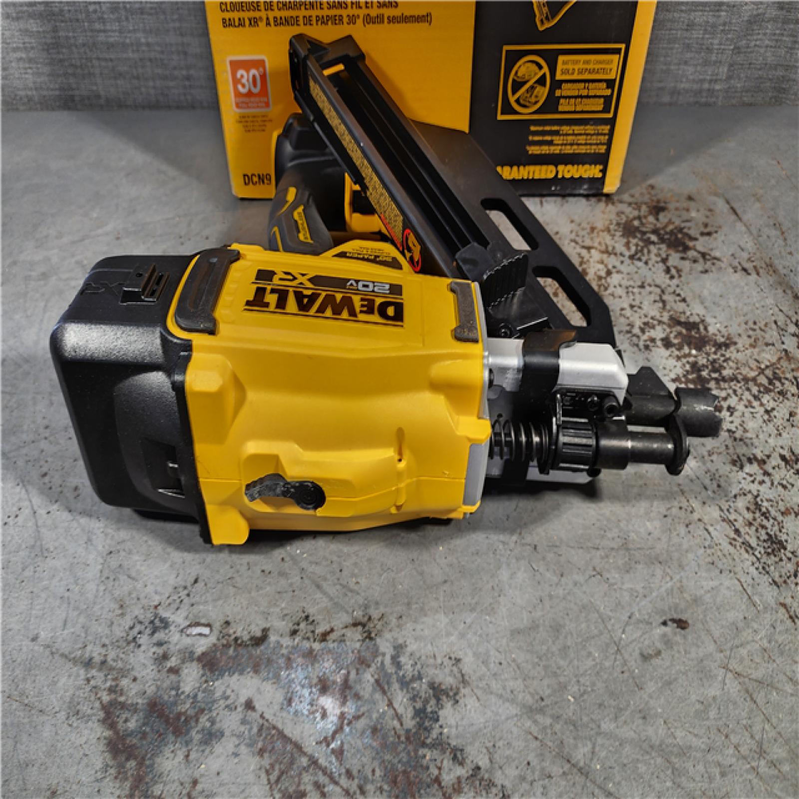 HOUSTON LOCATION - AS-IS DEWALT 20-Volt 30Â° Cordless Framing Nailer (Tool-Only)