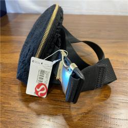 NEW! Lululemon Everywhere Belt Bag 1L Fleece - Black - OS