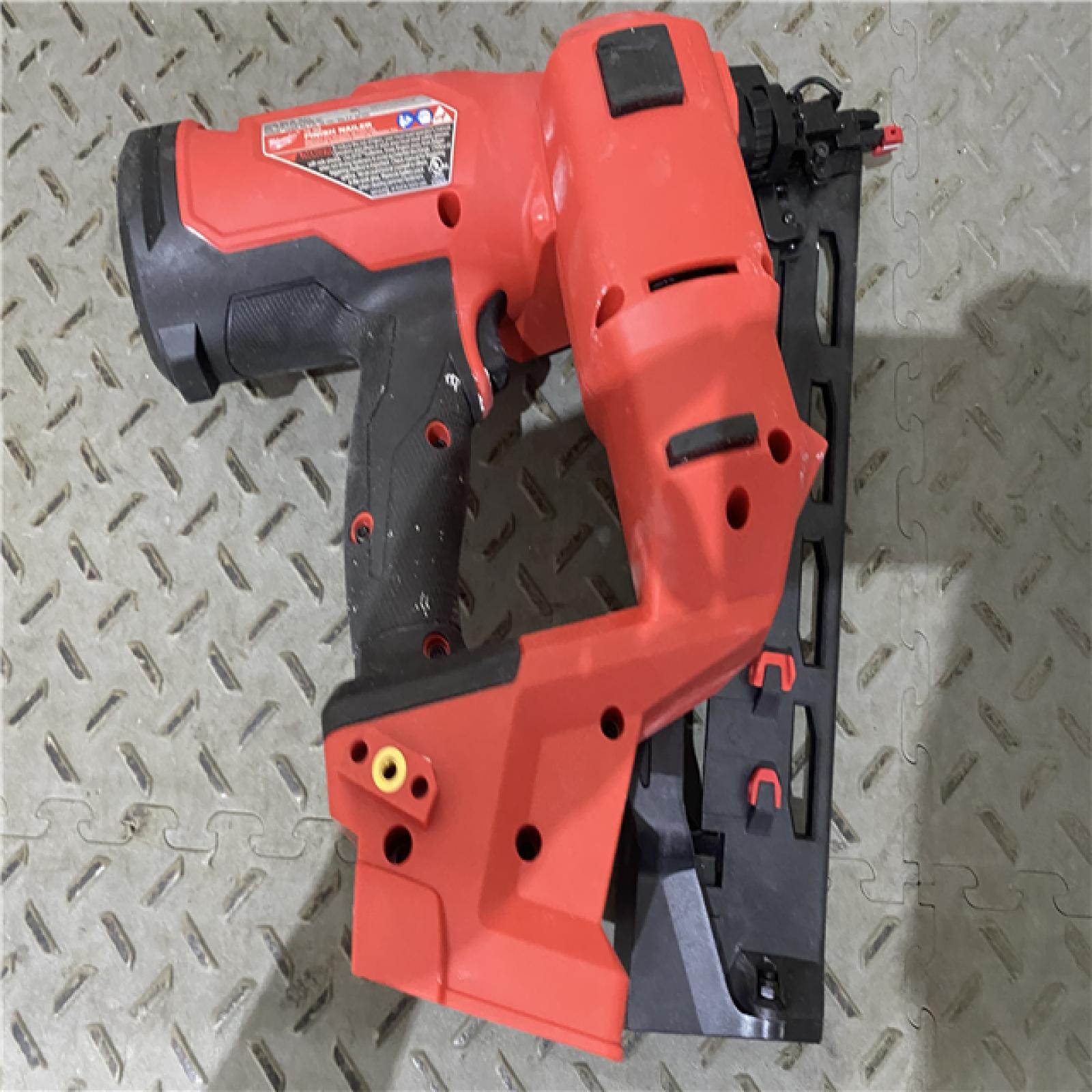 Houston location AS-IS Milwaukee 2841-20 18V Cordless Gen II 16 Gauge Angled Finish Nailer (Tool Only)