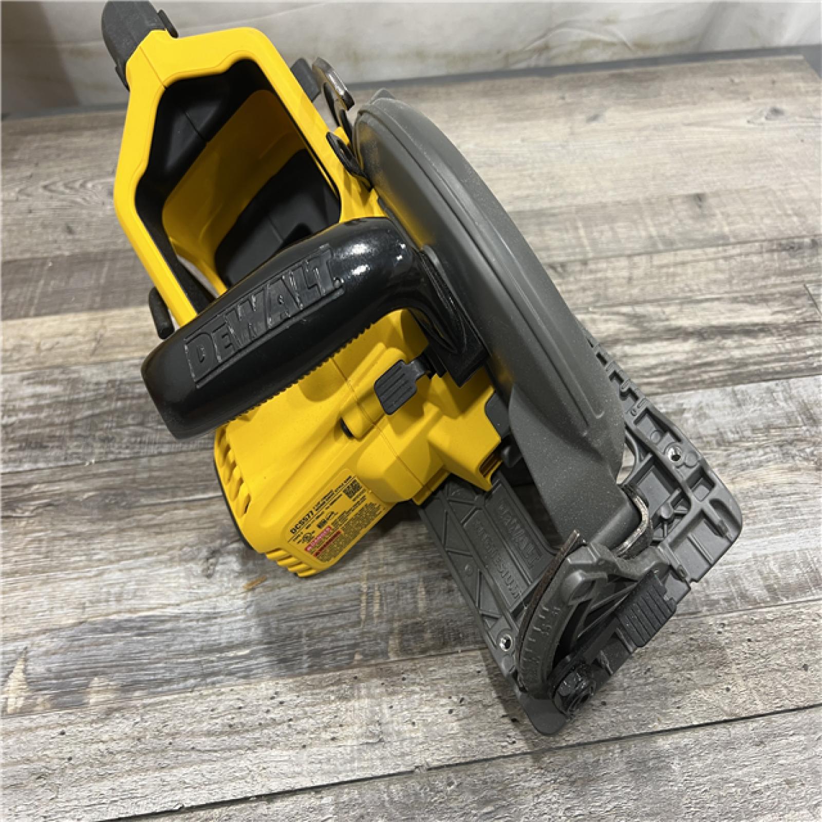 AS-IS DEWALT FLEXVOLT 60V MAX Cordless Brushless 7-1/4 in. Wormdrive Style Circular Saw (Tool Only)