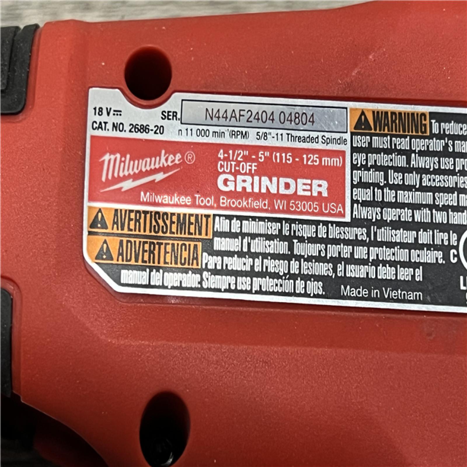 AS-IS Milwaukee 2686-20 18V Cordless 4.5 /5  Grinder W/ Paddle Switch (Tool Only)