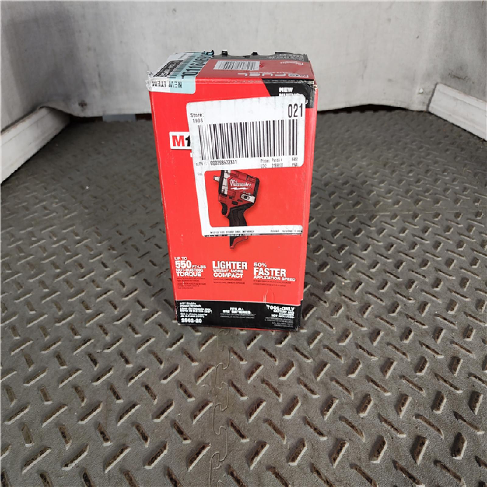 HOUSTON LOCATION - AS-IS M12 FUEL 3/8 Stubby Impact Wrench