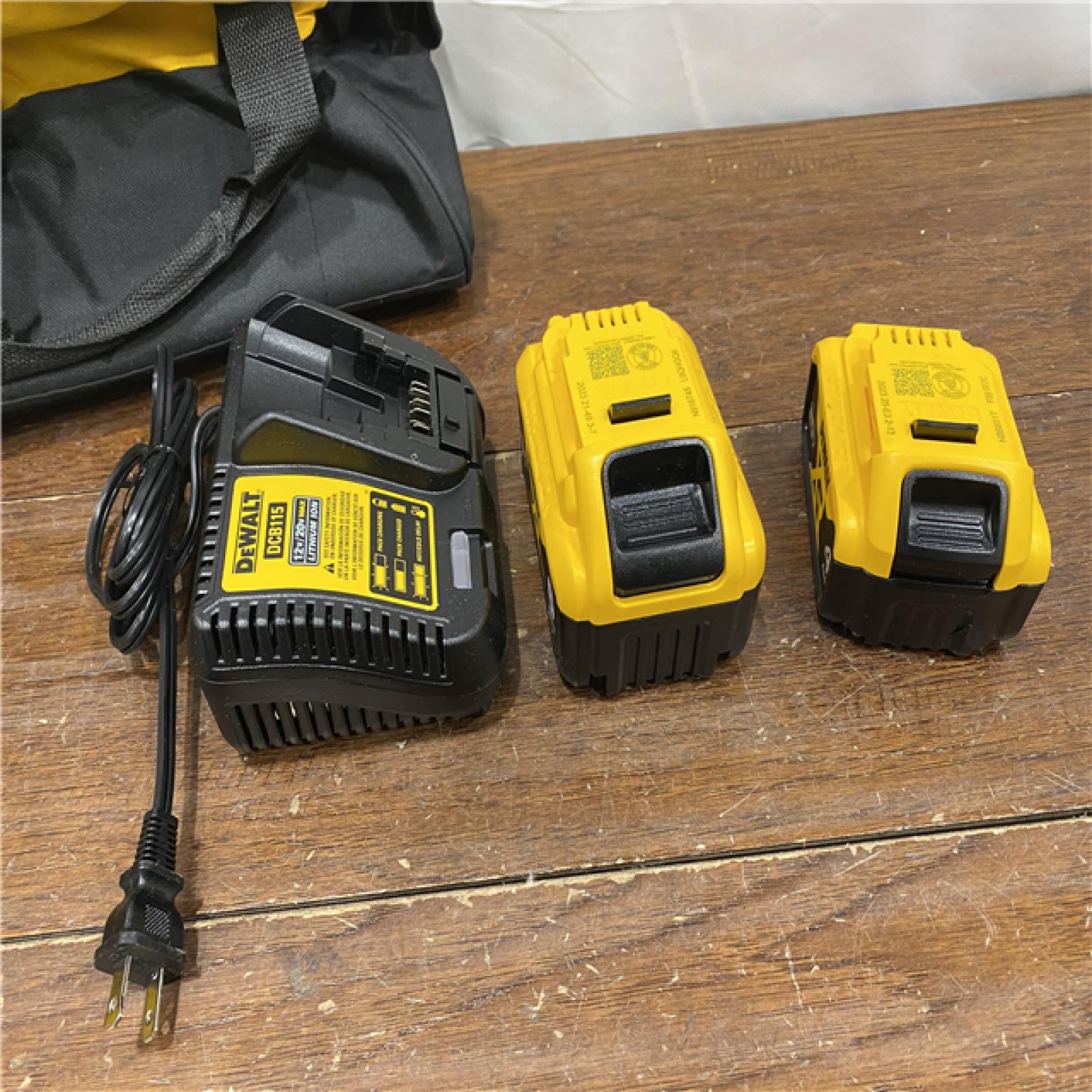 AS-ISDEWALT 20V MAX Lithium-Ion 6.0Ah and 4.0Ah Battery and Charger Starter Kit