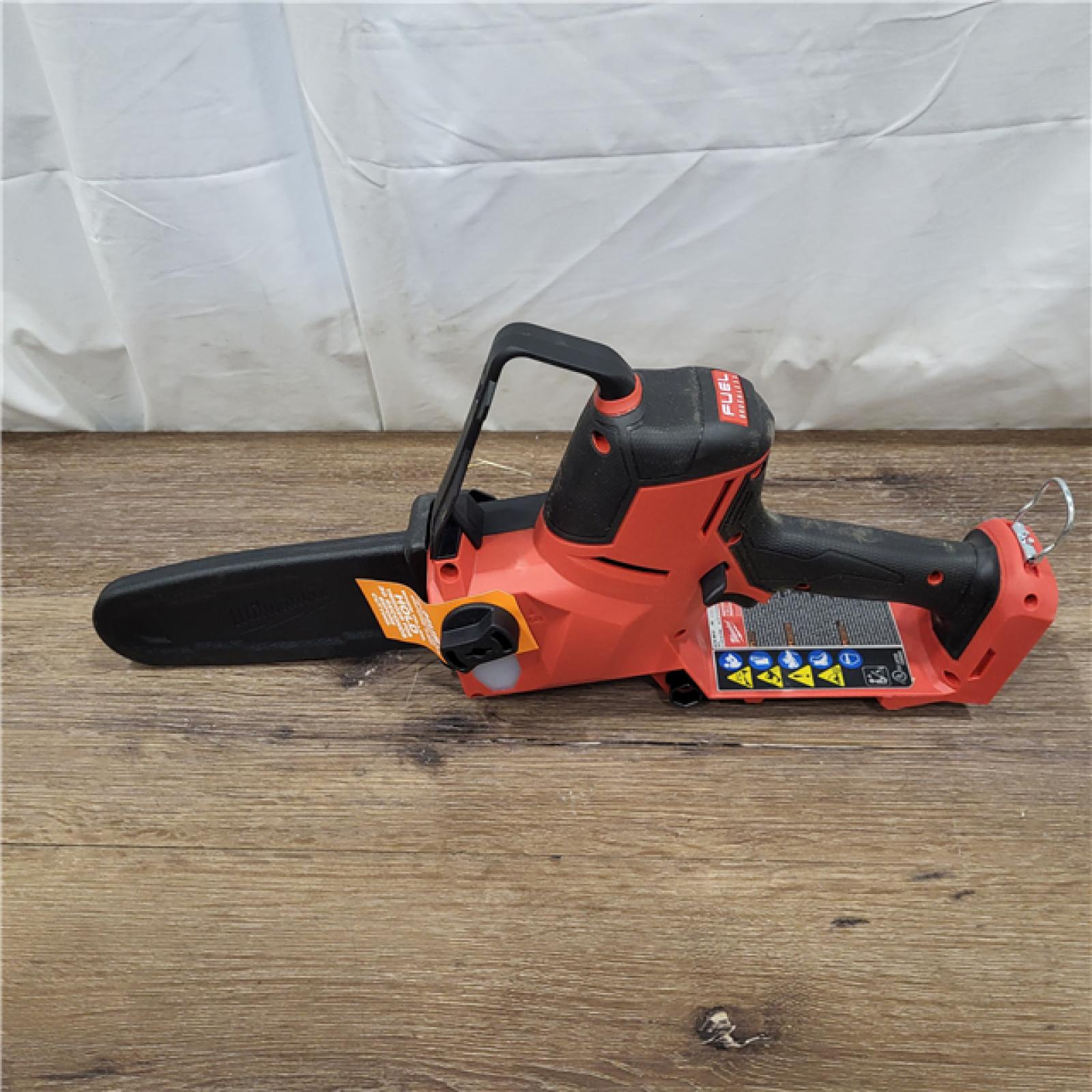 AS-IS M18 FUEL 8 in. 18V Lithium-Ion Brushless HATCHET Pruning Saw Kit with 6Ah High Output Battery and Charger