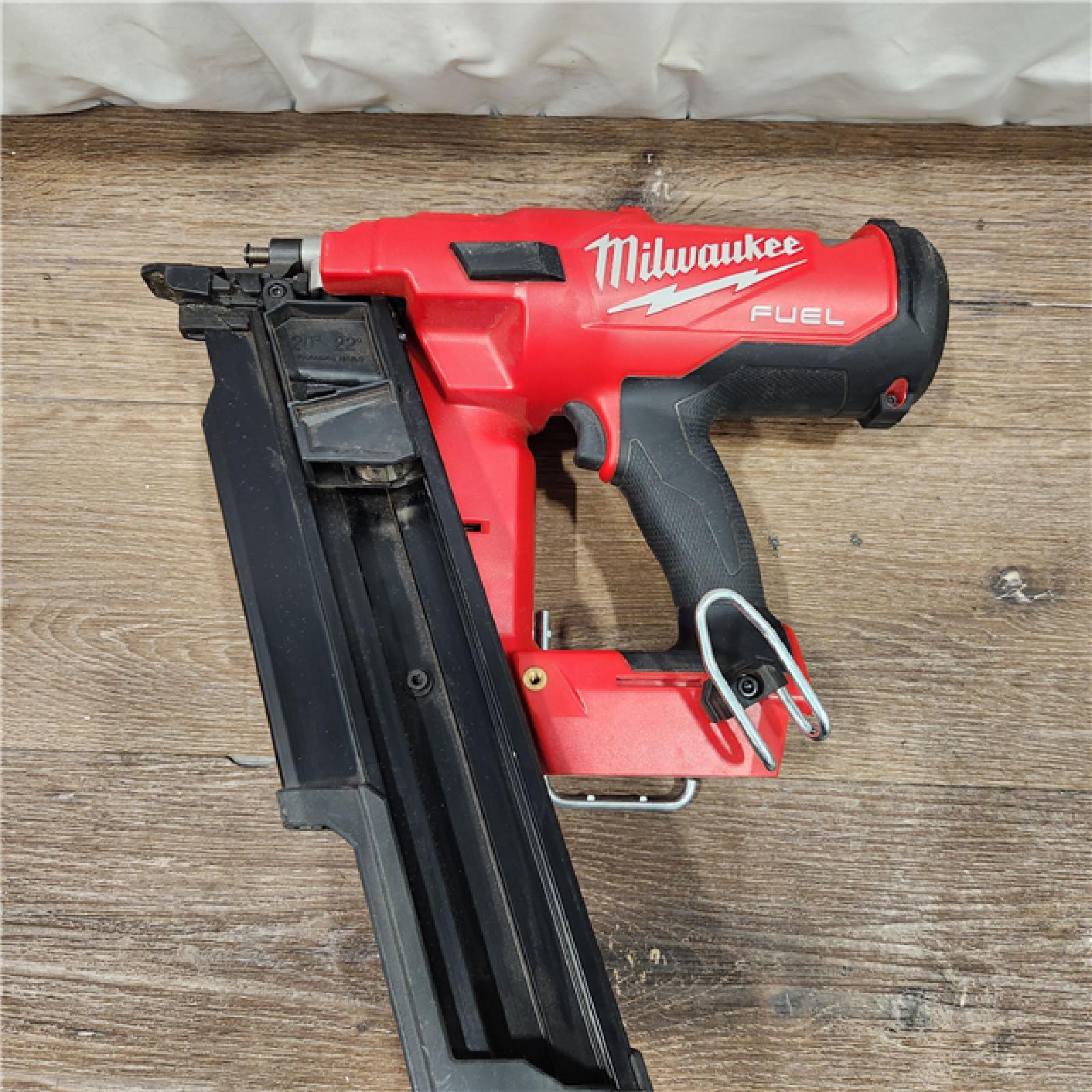 AS-IS Milwaukee 2744-20 M18 FUEL 21-Degree Cordless Framing Nailer (Tool Only)