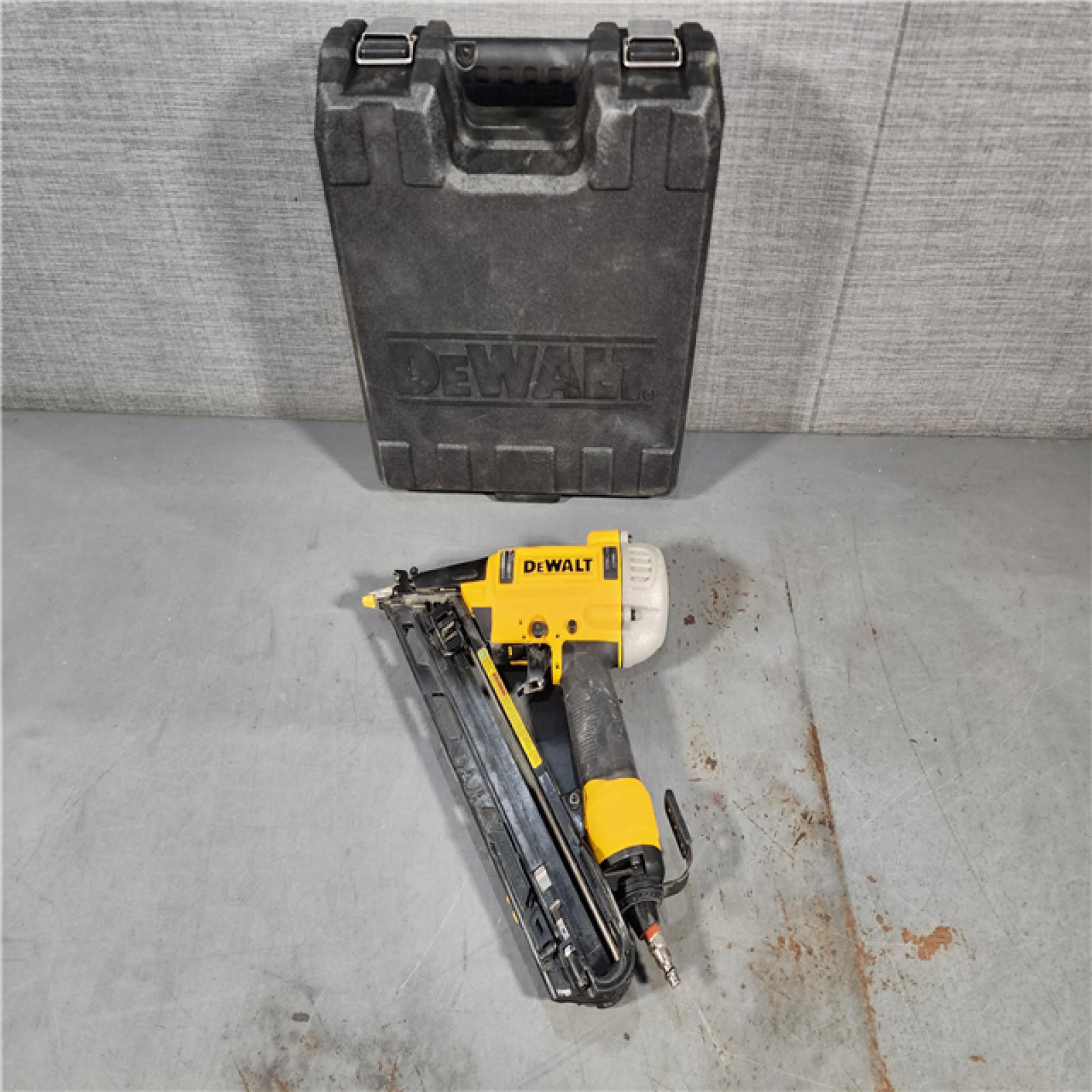 HOUSTON LOCATION - AS-IS Dewalt-DWFP72155 15 Gauge Precision Point Finish Nailer (TOOL ONLY)