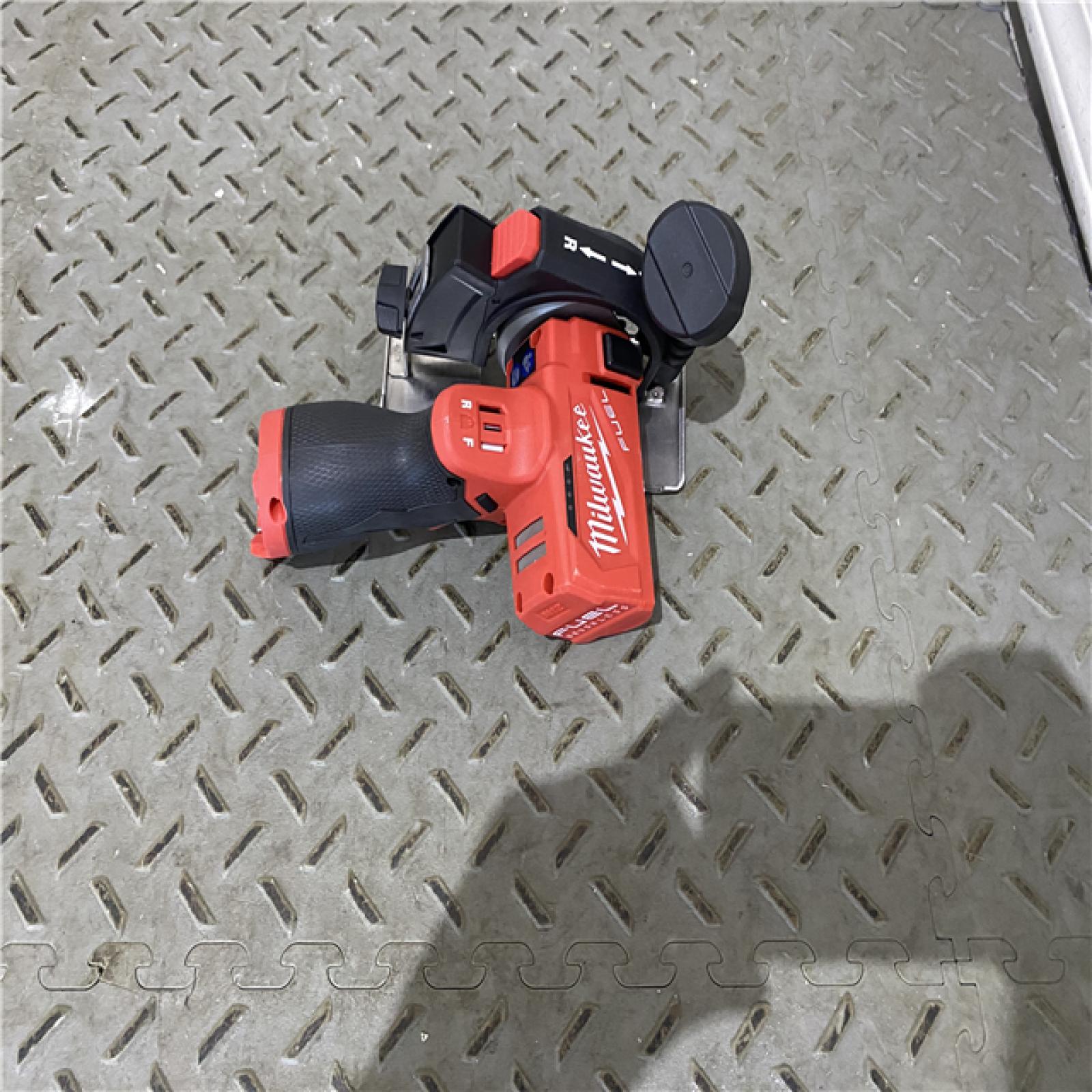 Houston location AS-IS MILWAUKEE M12 FUEL 12V Lithium-Ion Brushless Cordless 3 in. Cut Off Saw (Tool-Only)