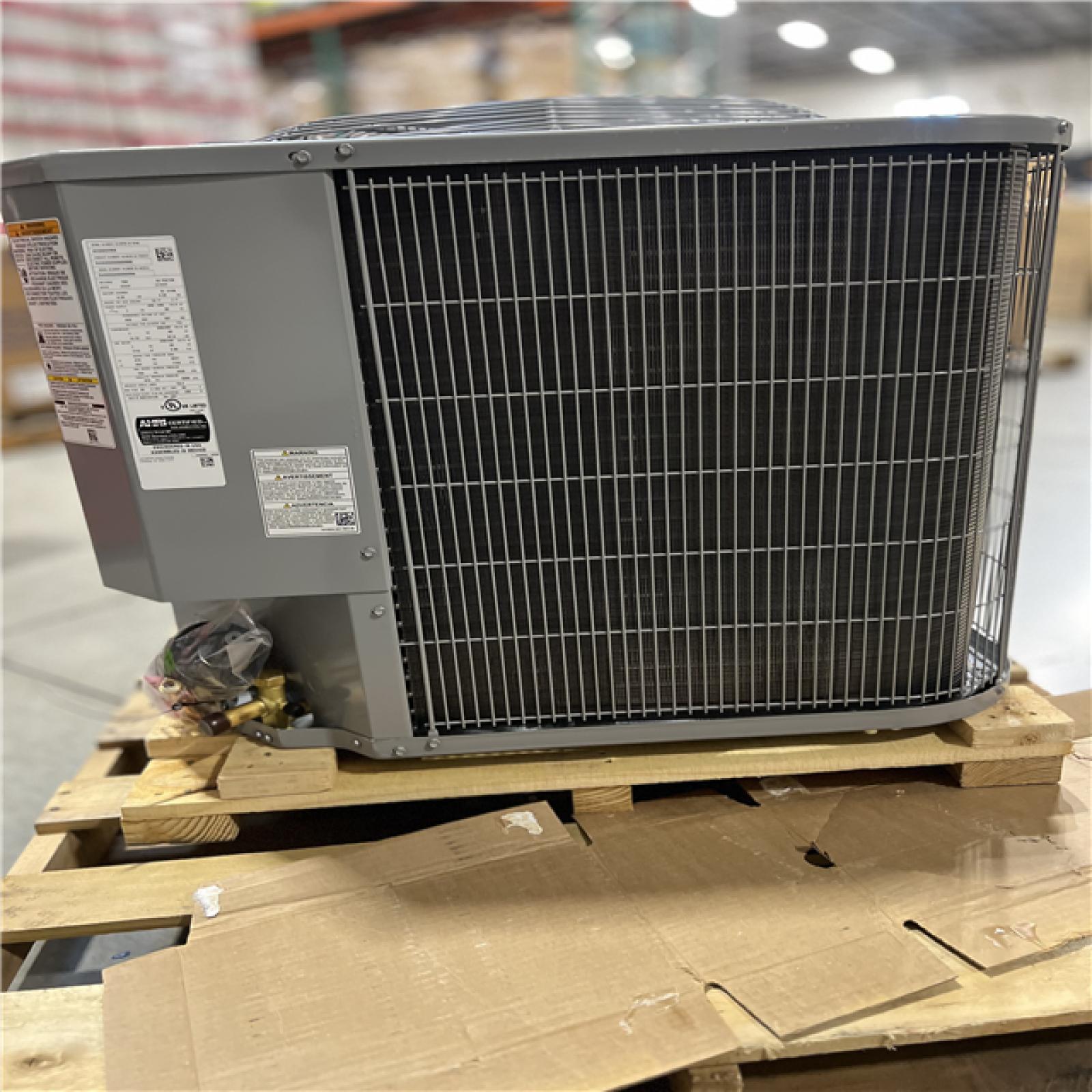 DALLAS LOCATION - Smartcomfort® by Carrier 2.5 Ton 14.3 Seer2 Heat Pump