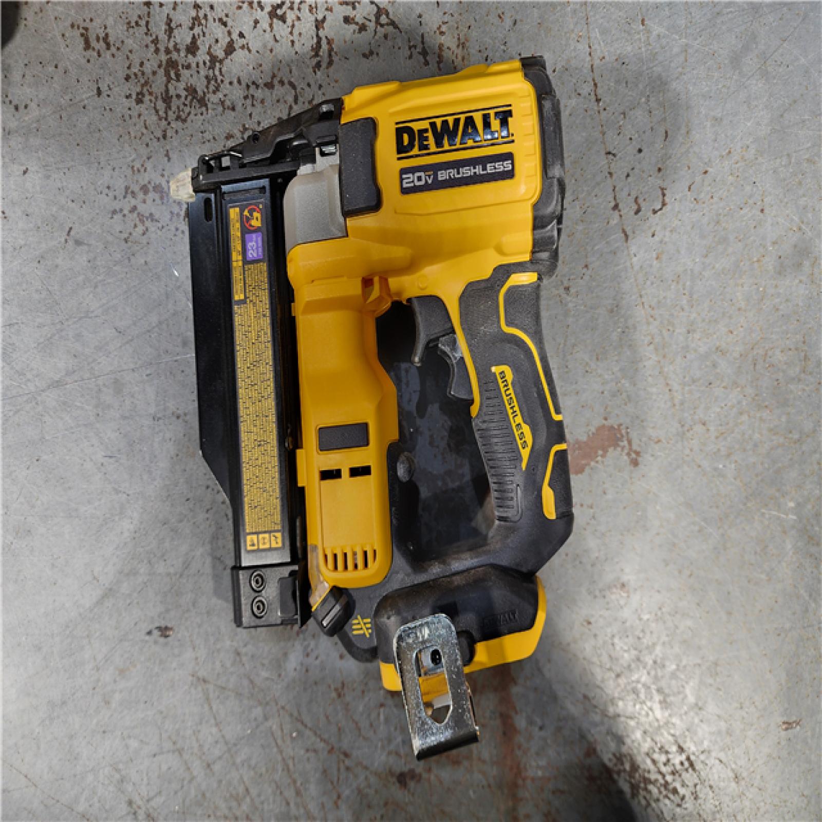 HOUSTON LOCATION - AS-IS DEWALT ATOMIC 20V MAX Lithium Ion Cordless 23 Gauge Pin Nailer Kit with 2.0Ah Battery and Charger