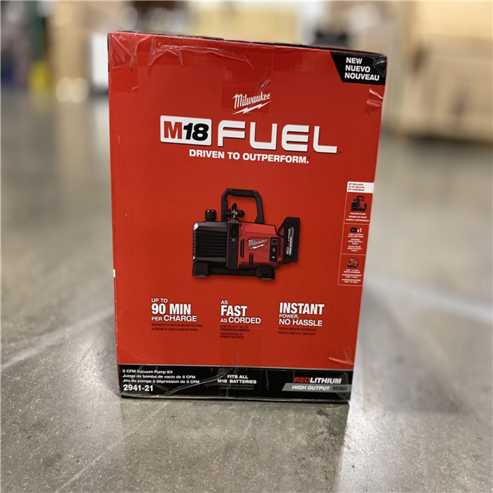 NEW! - Milwaukee M18 18V Lithium-Ion Cordless 5 CFM Vacuum Pump Kit