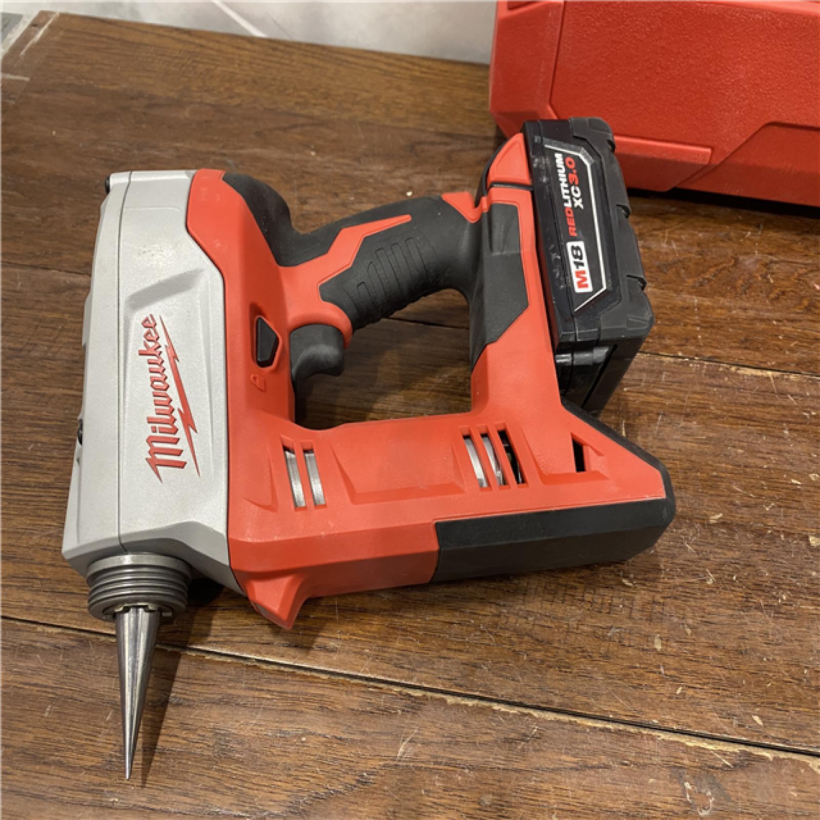 AS-ISMilwaukee 2632-22XC M18 18-Volt Propex Expansion Tool W/ Batteries