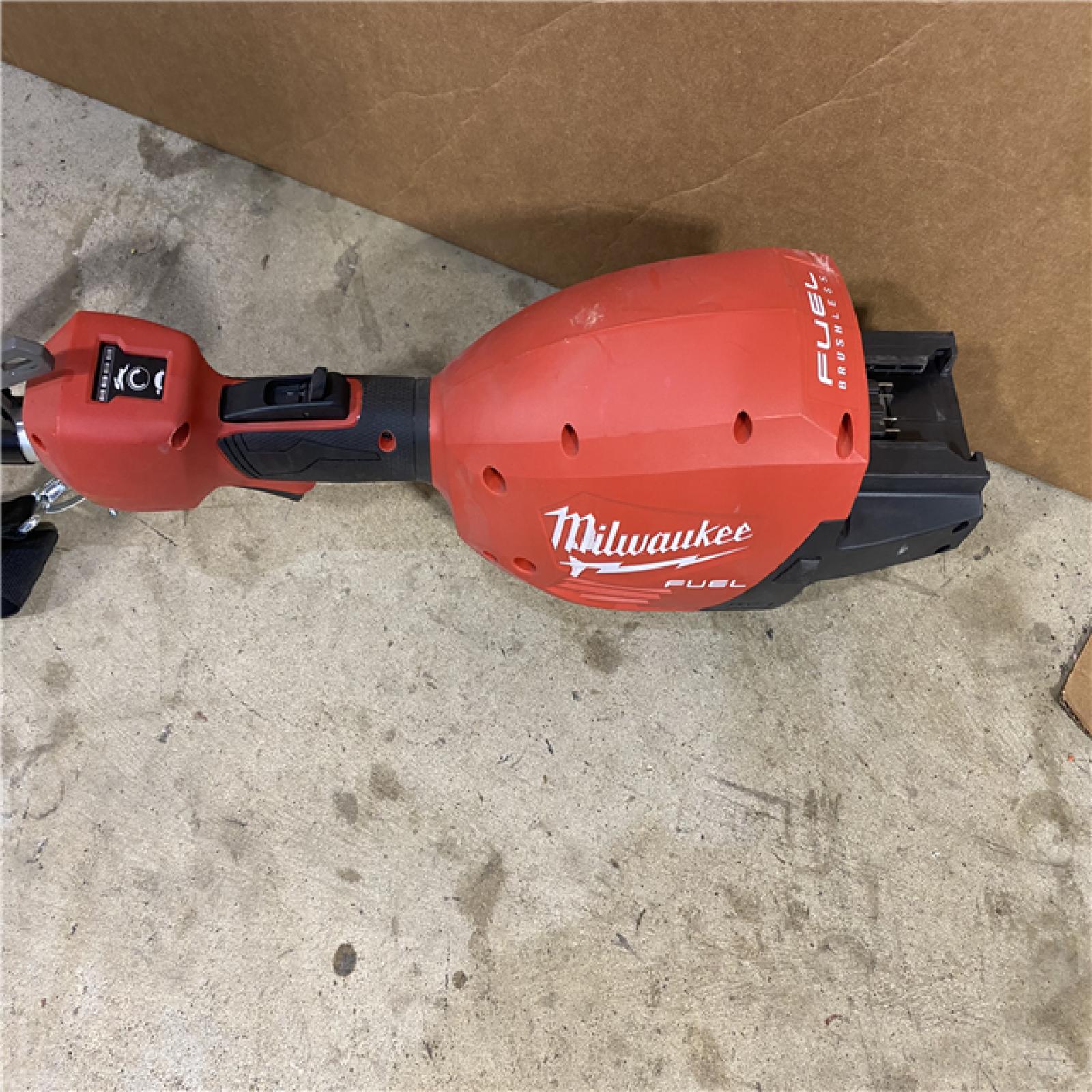 HOUSTON LOCATION - AS-IS Milwaukee M18 FUEL 17 Dual Battery String Trimmer