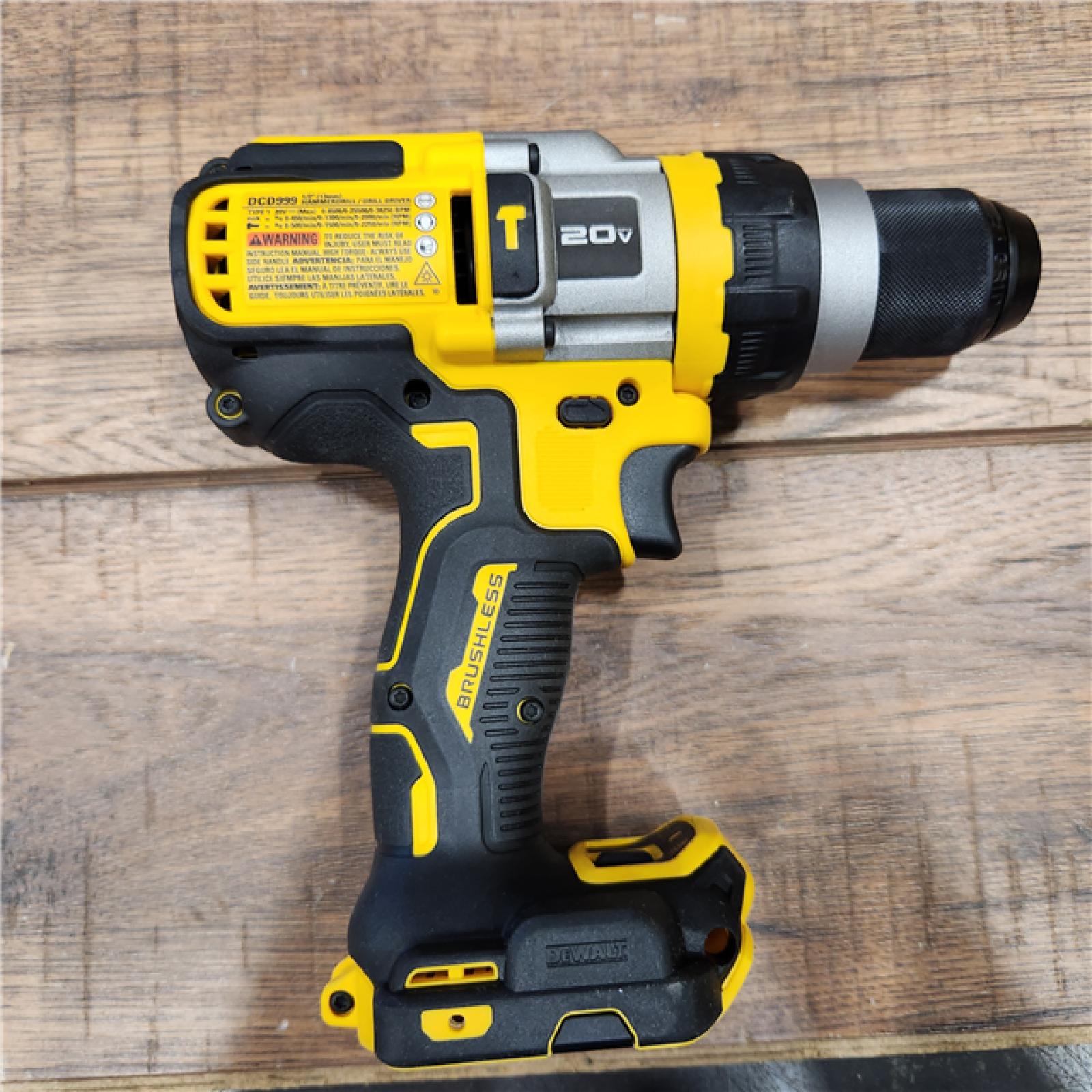 AS-IS Dewalt FLEXVOLT 20 Volt 1/2 in. Brushless Cordless Hammer Drill/Driver Kit (Battery & Charger)