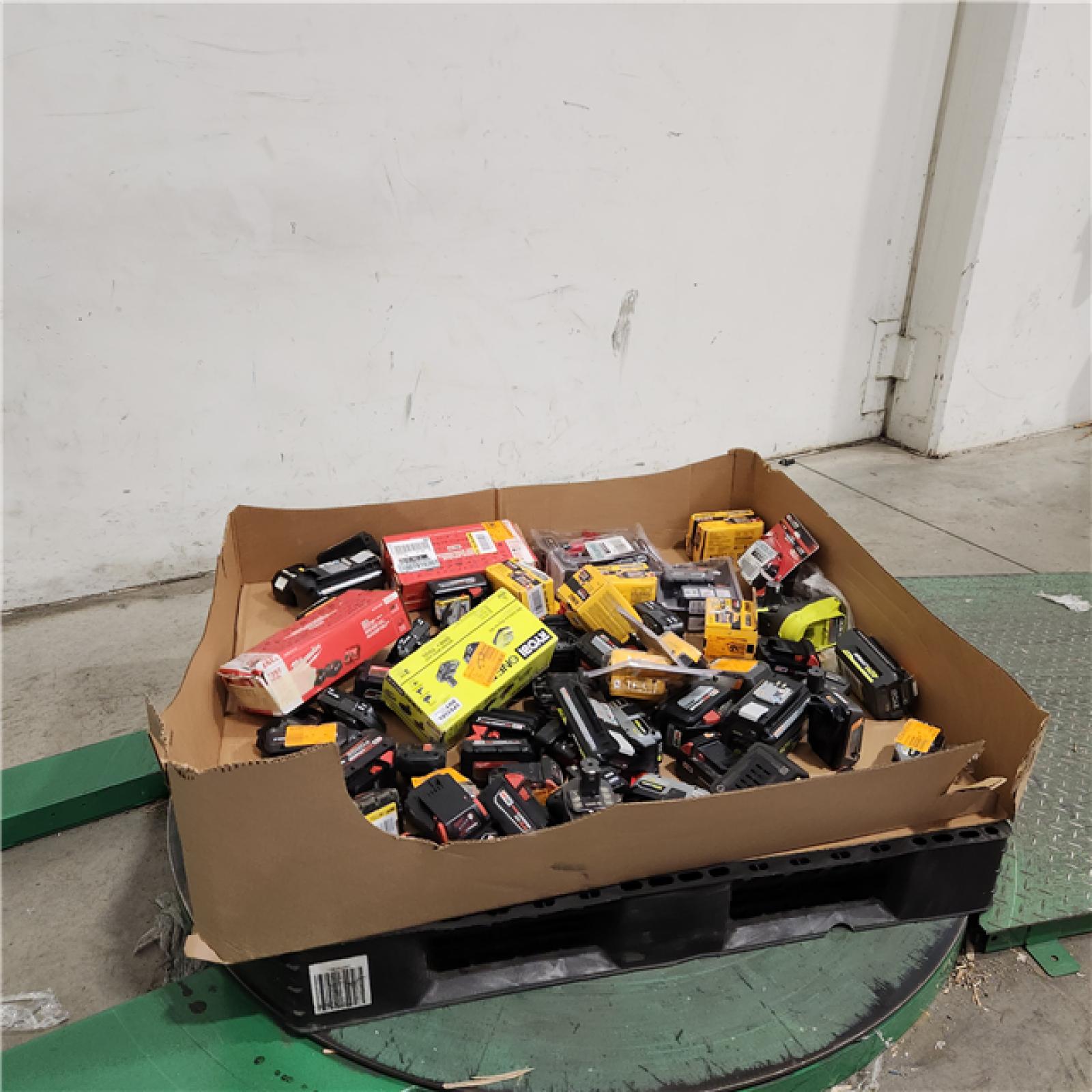 Dallas Location - As-Is Battery Tool Pallet