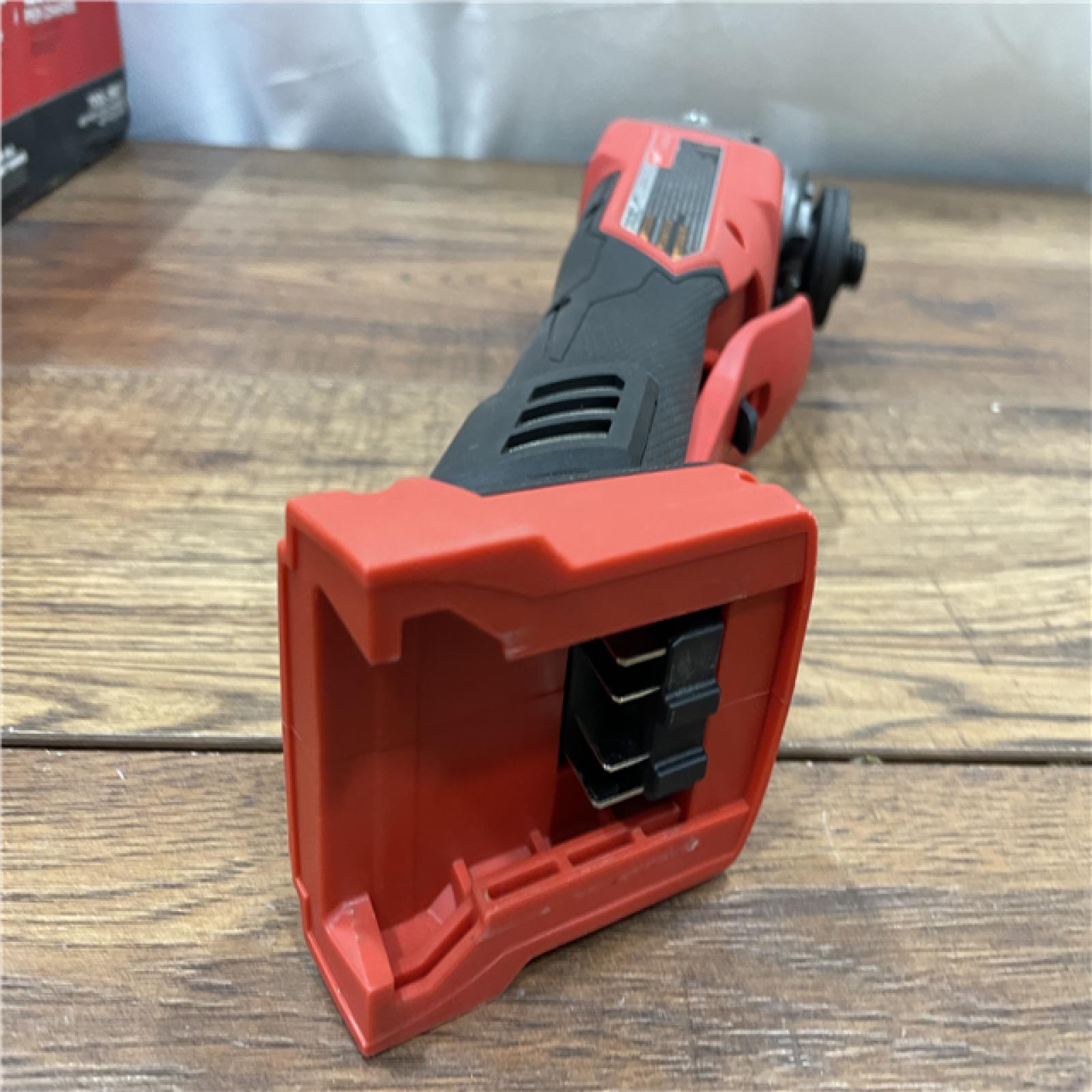 AS-IS Milwaukee 2880-20 M18 FUEL 18-Volt Lithium-Ion Brushless Cordless 4-1/2 in./5 in. Grinder