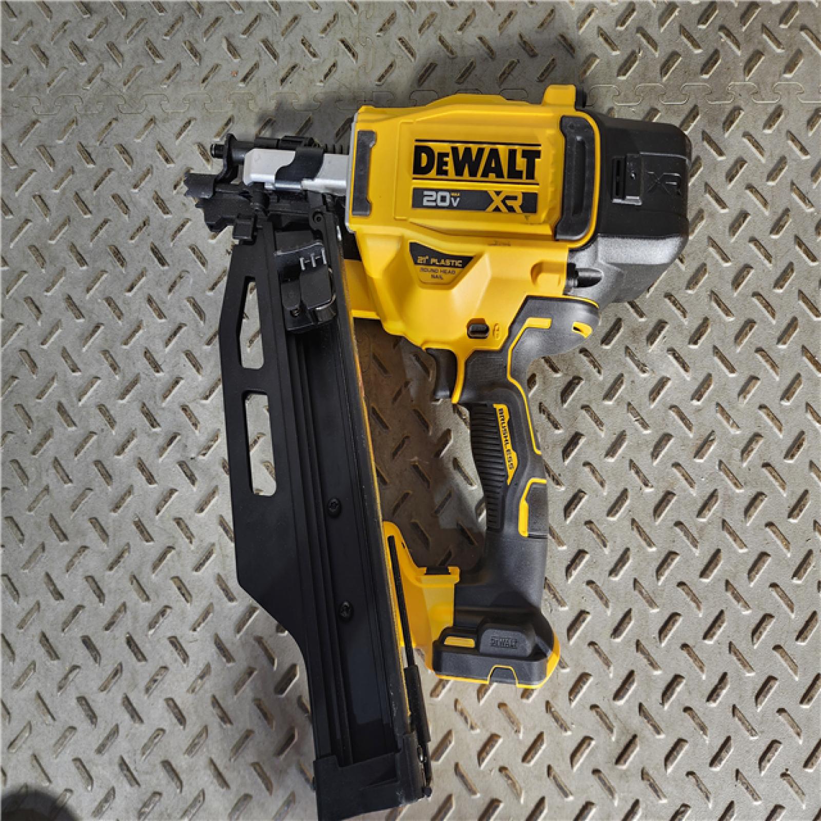 HOUSTON LOCATION - AS-IS (APPEARS LIKE NEW) 20-Volt 21Â° Cordless Framing Nailer (Tool-Only)