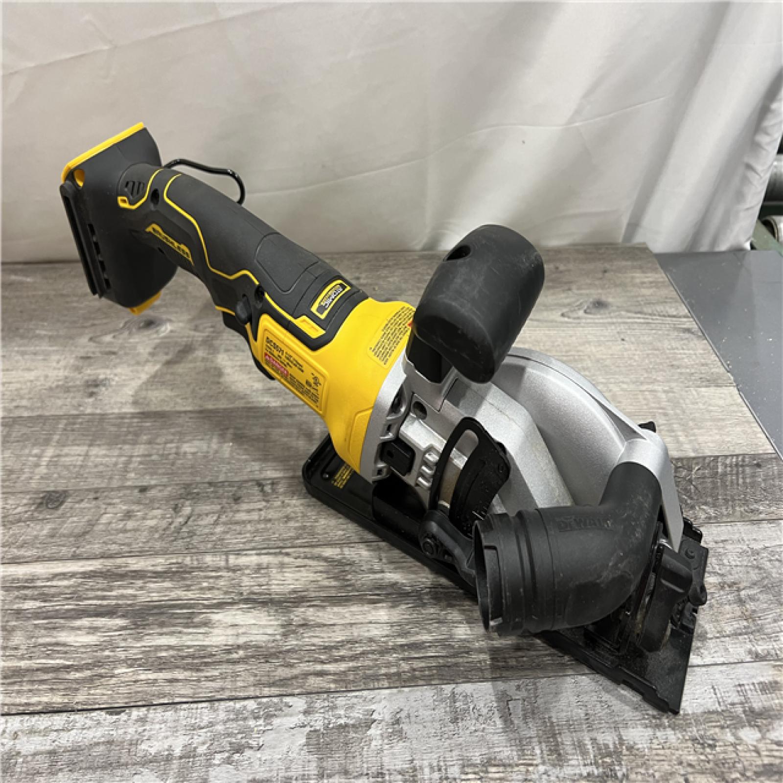 AS-IS DEWALT ATOMIC 20V MAX Cordless Brushless 4-1/2 in. Circular Saw (Tool Only)