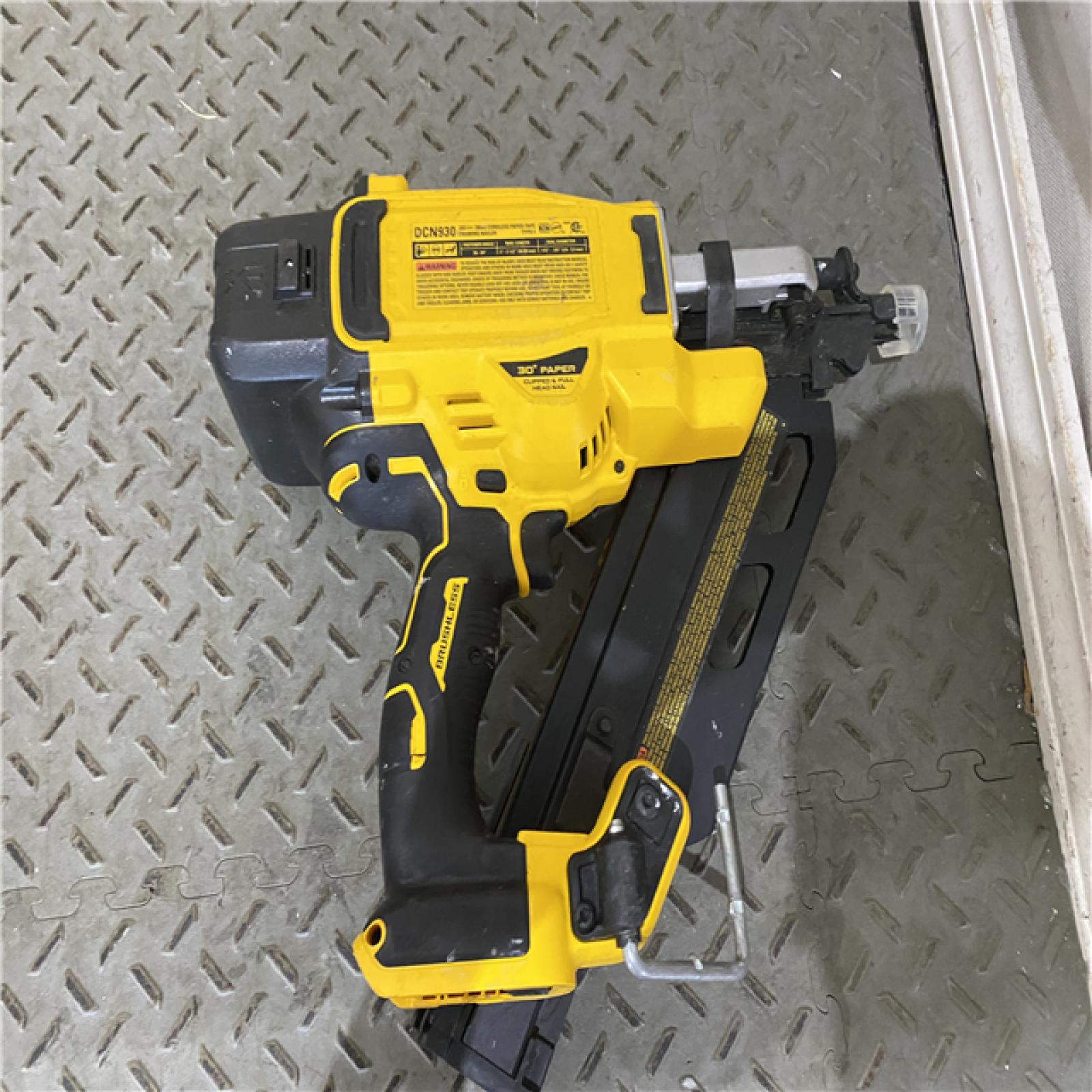 Houston location AS-IS DEWALT 20-Volt 30Â° Cordless Framing Nailer (Tool-Only)