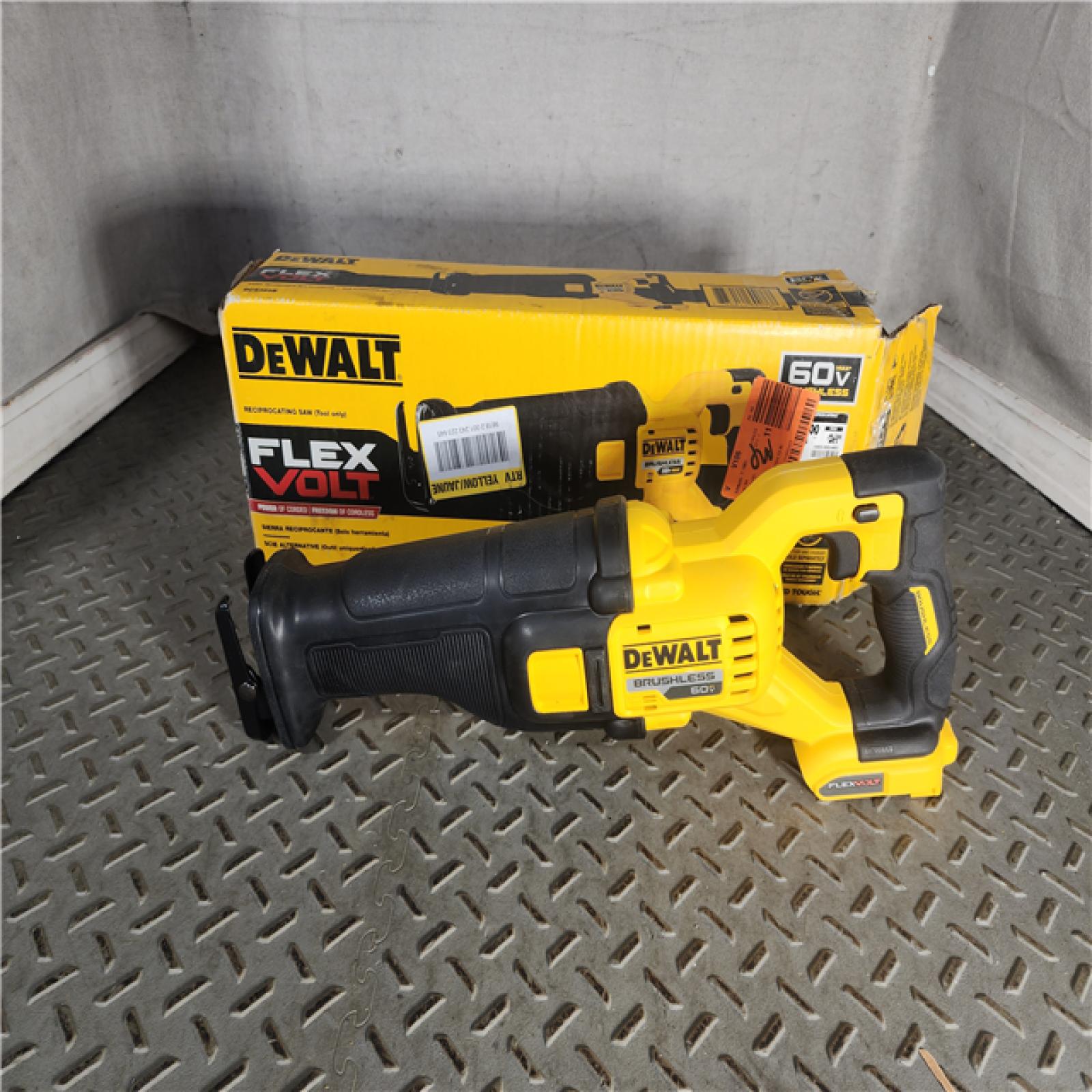 HOUSTON LOCATION - AS-IS DeWalt DCS389B FLEXVOLT 60V MAX Cordless Brushless Reciprocating Saw (Tool-Only)