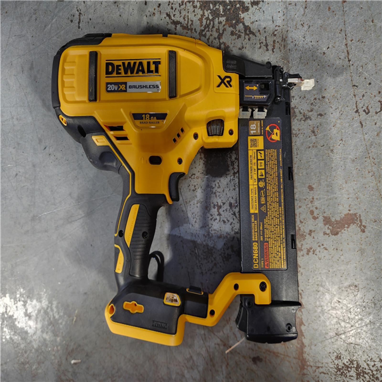 HOUSTON LOCATION - AS-IS (3) DEWALT 20V MAX XR 18 Gauge Brad Nailer Kit W/ (2) BATTERY & CHARGER