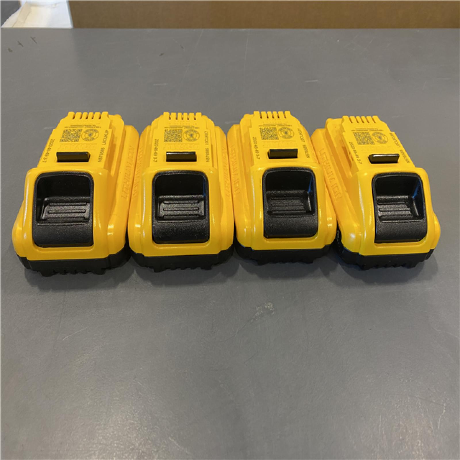 DEWALT 20V MAX Battery Compact 4.0-Ah (Lot of 4 )