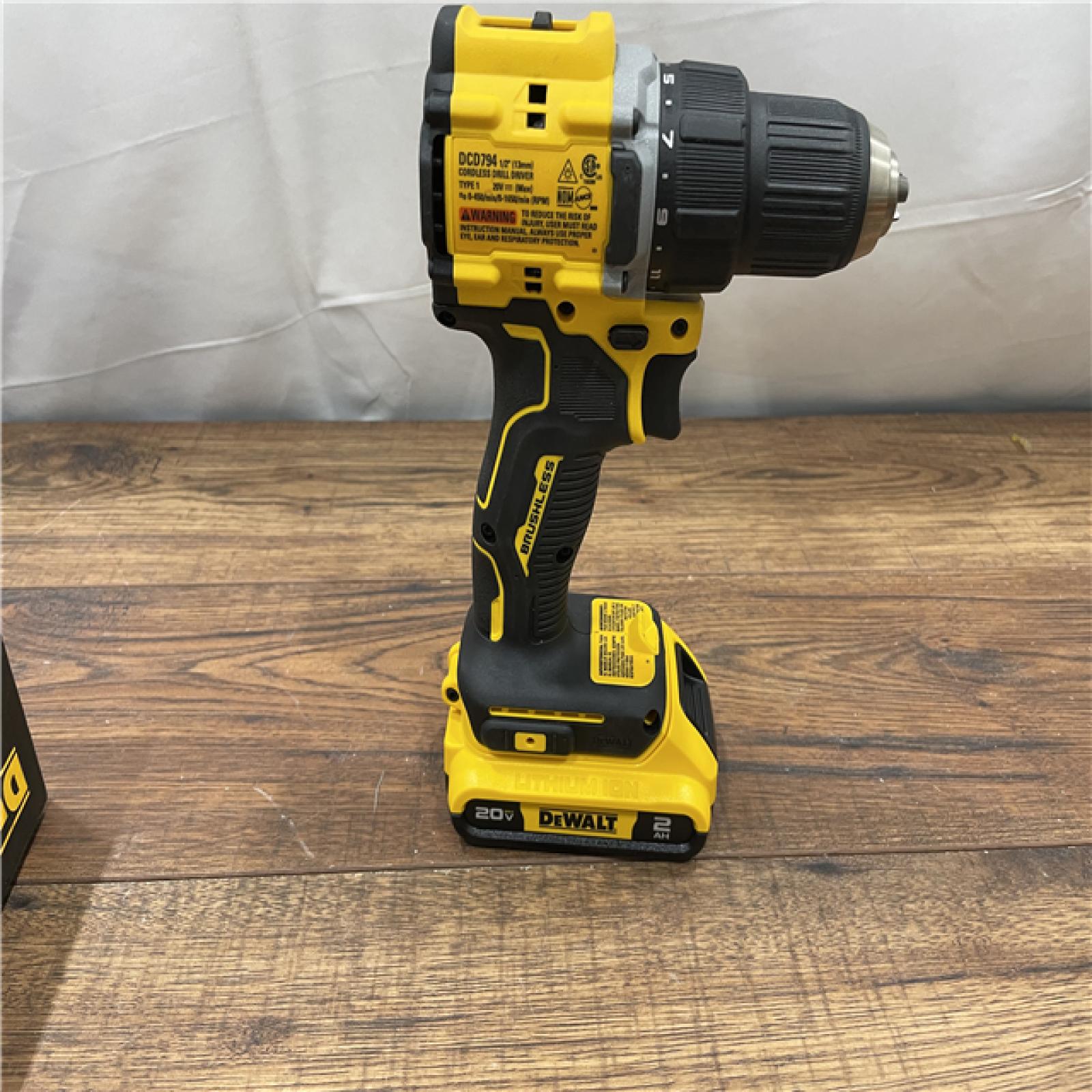 AS-IS DEWALT ATOMIC 20-Volt Lithium-Ion Cordless Compact 1/2 in. Drill/Driver Kit