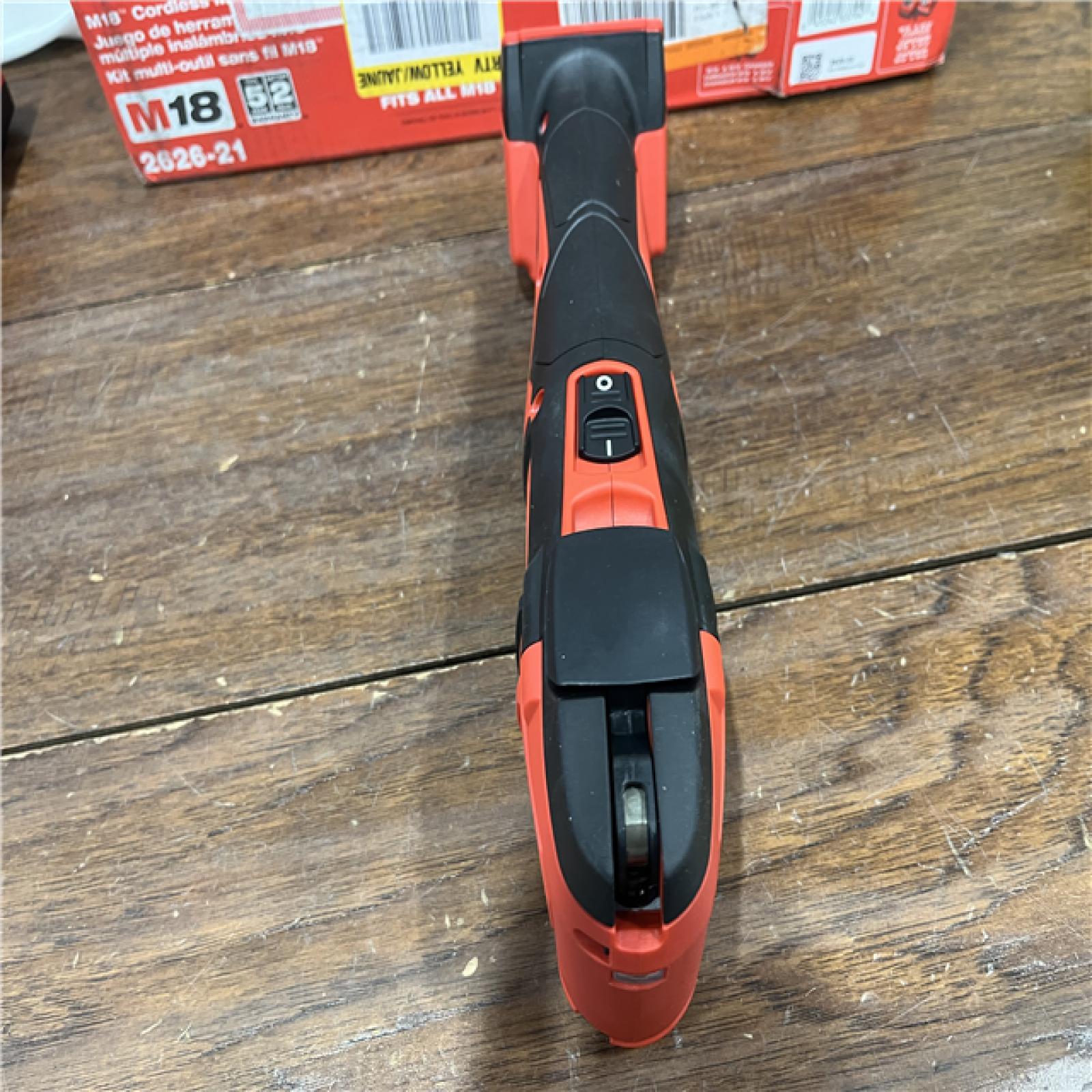 AS-ISMilwaukee 2626-20 M18 Lithium-Ion Cordless Multi-Tool (Tool Only)