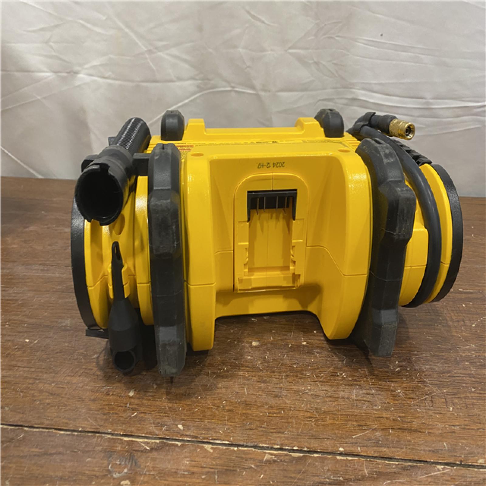 AS-ISDEWALT  20V MAX Inflator (Tool Only)