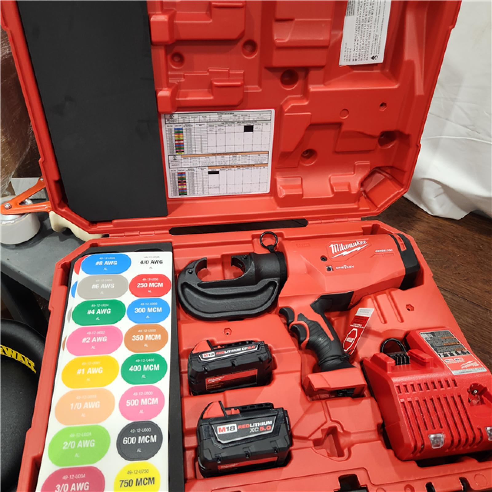 AS-IS M18 18V Lithium-Ion Cordless FORCE LOGIC 750 MCM Crimper W/(2) Batteries, Charger, Hard Case