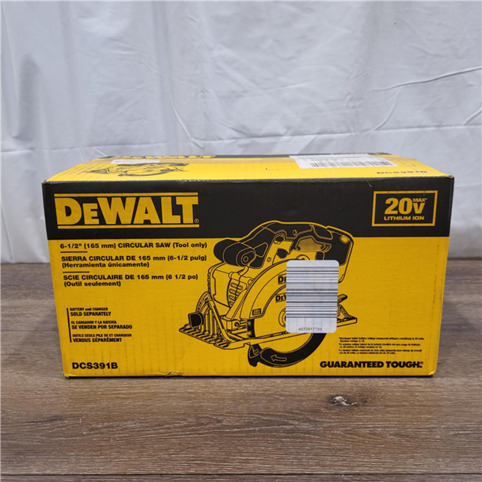 NEW DEWALT 20-Volt MAX Lithium-Ion Cordless 6-1/2 in. Circular Saw (Tool-Only)