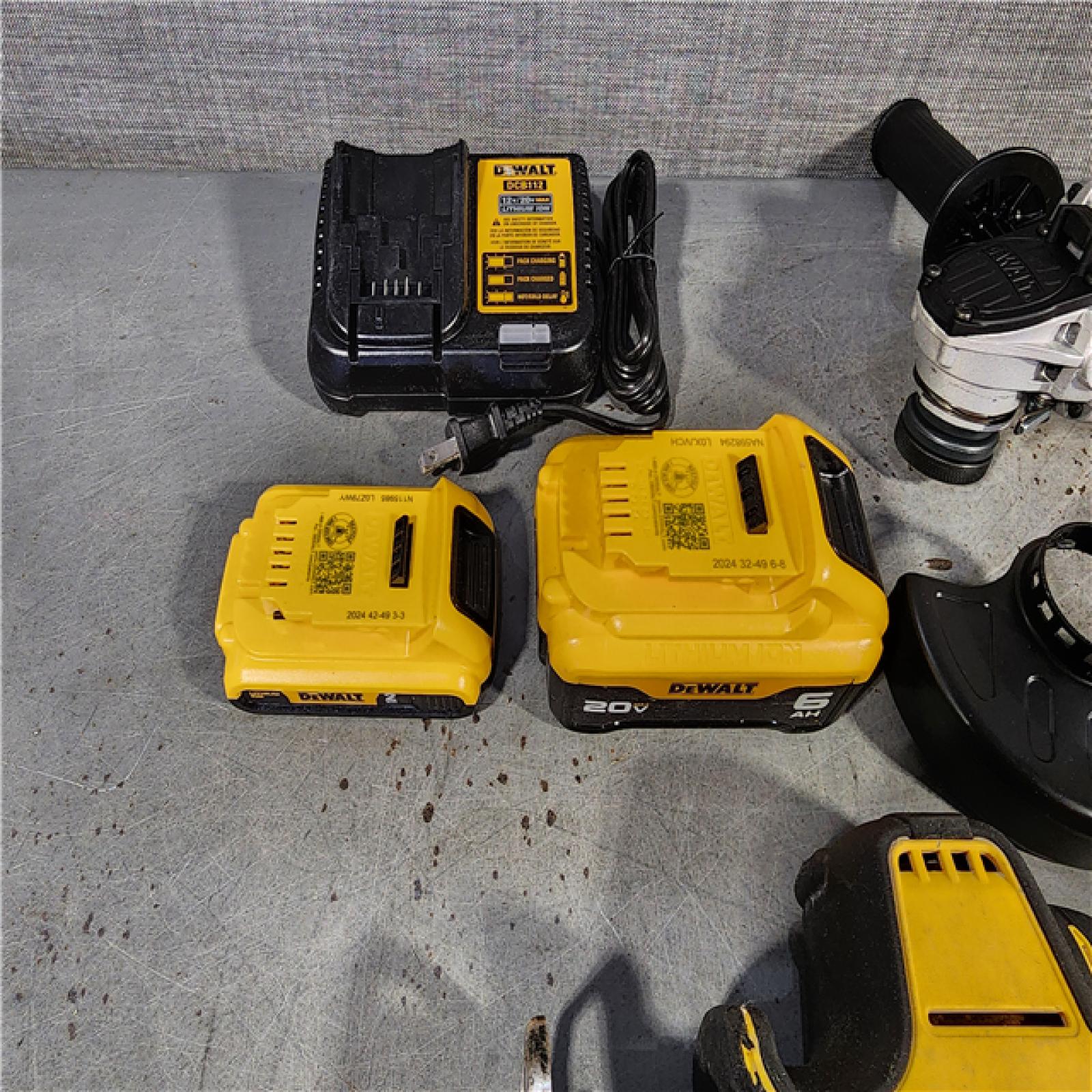 HOUSTON LOCATION - AS-IS DEWALT 5 TOOL COMBO KIT W/ (2) BATTERY & CHARGER