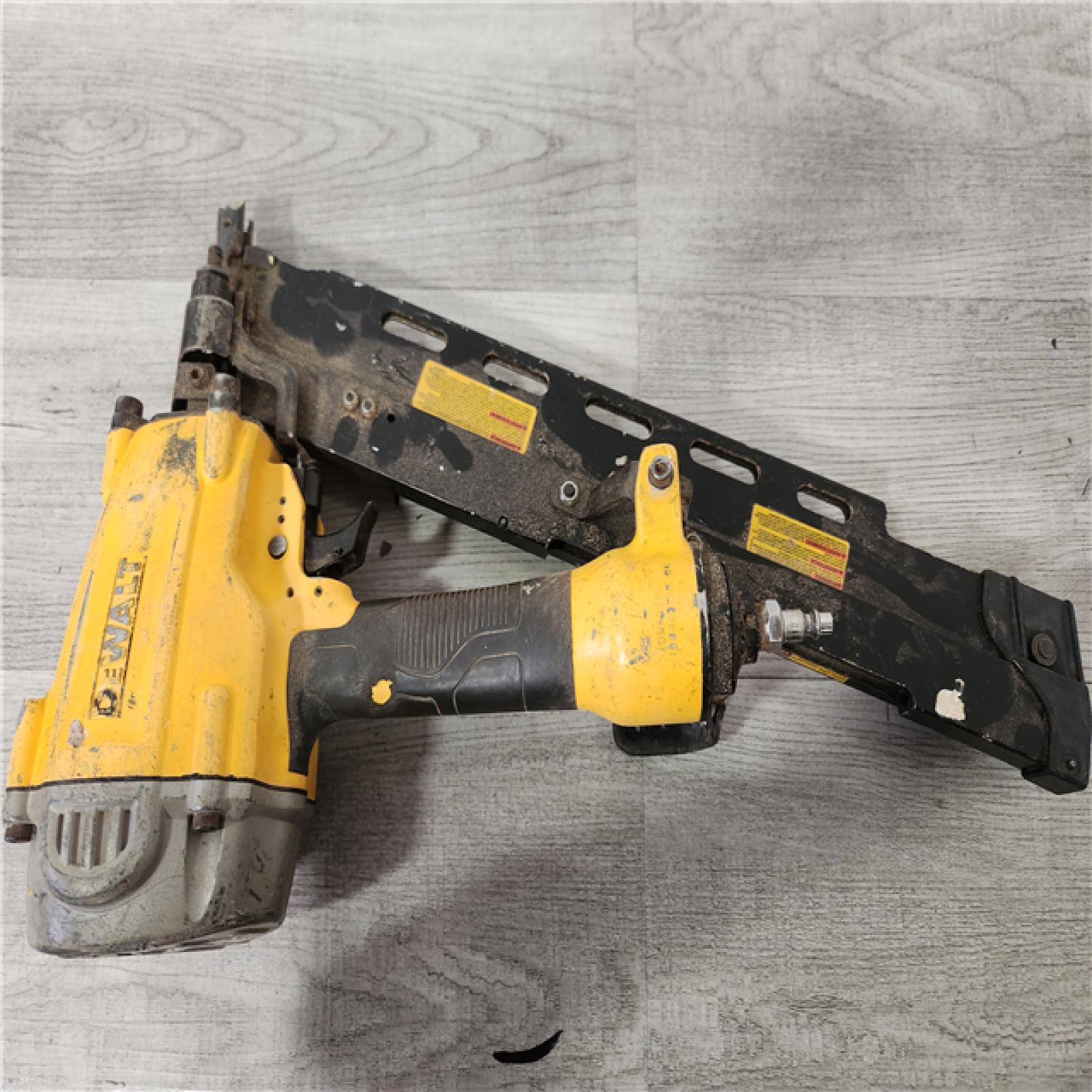 Phoenix Location DEWALT Pneumatic 21-Degree Collated Corded Framing Nailer