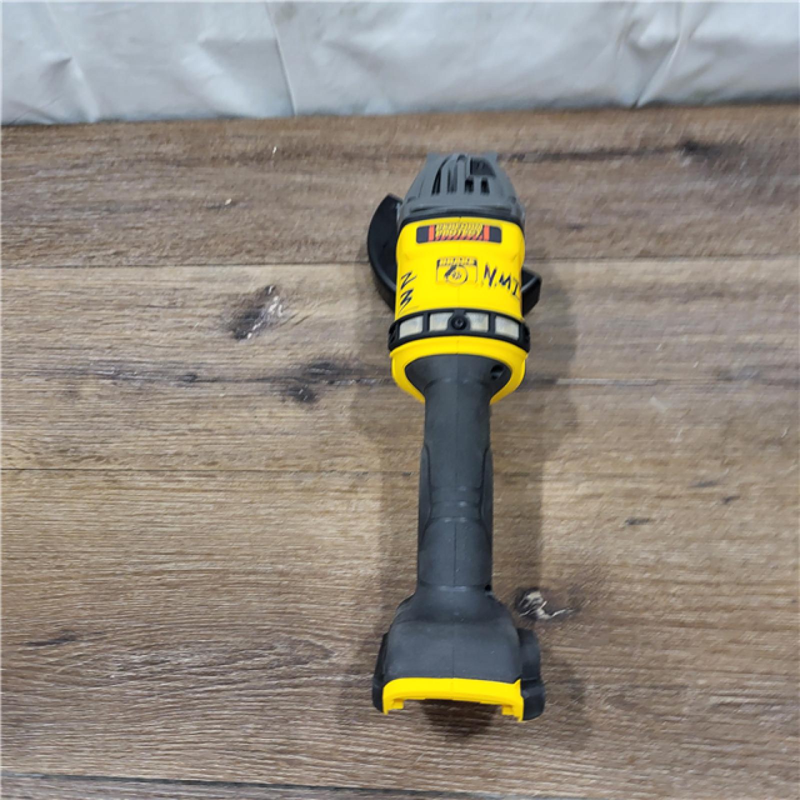 AS-IS DeWalt FLEXVOLT 60V MAX Cordless Grinder  4.5 - 6   9000 RPM  1 EA (115-DCG418B) (ONLY TOOL)