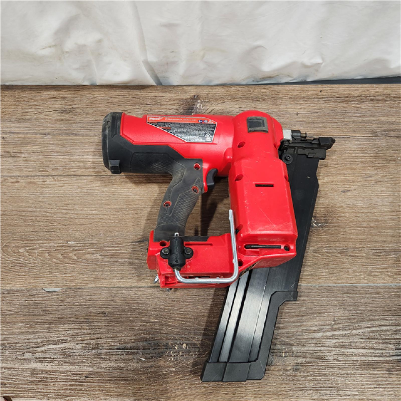 AS-IS Milwaukee 2744-20 M18 FUEL 21-Degree Cordless Framing Nailer (Tool Only)