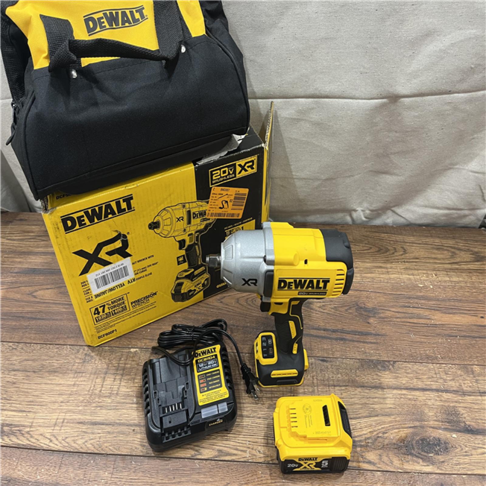 AS-ISDEWALT 20V MAX* XR 1/2  High Torque Impact Wrench with Hog Ring Anvil